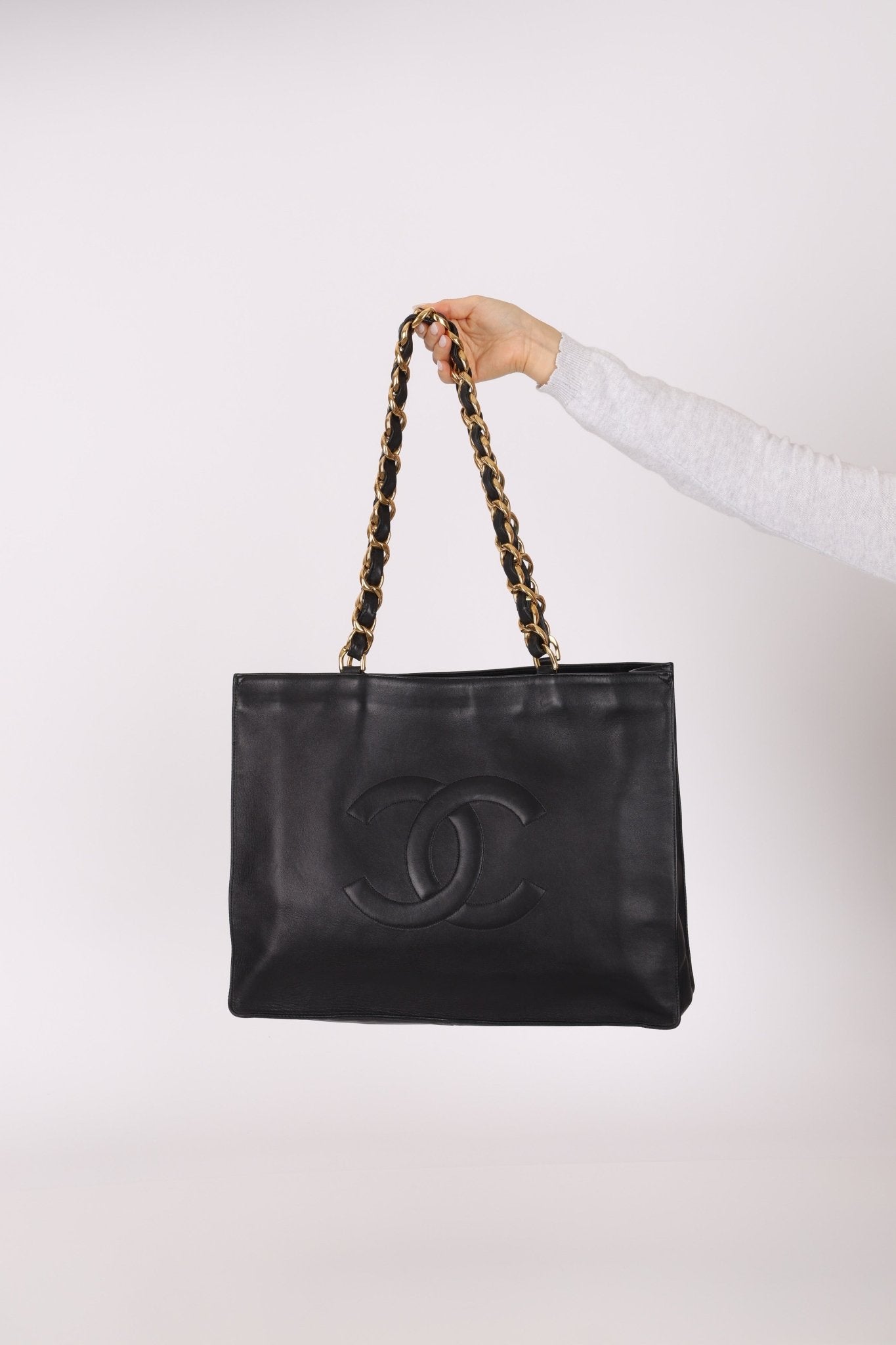 Chanel 1996 Calfskin Timeless Chunky Chain XL Tote 24K GP - FashioNica
