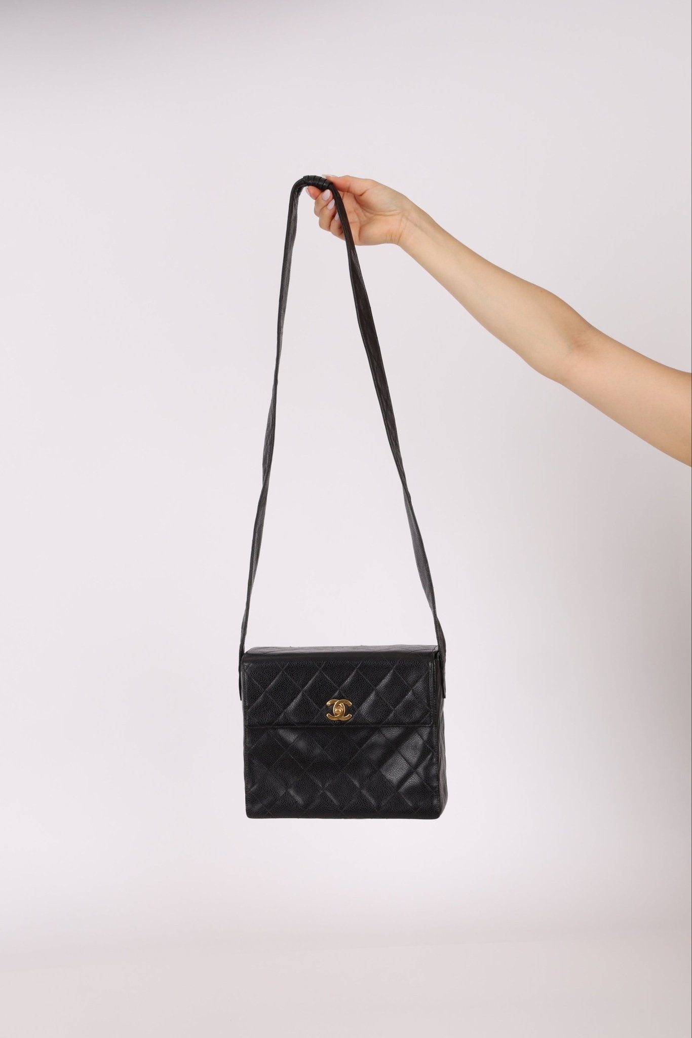 Chanel 1996 Caviar Box Flap Crossbody 24K GP - FashioNica