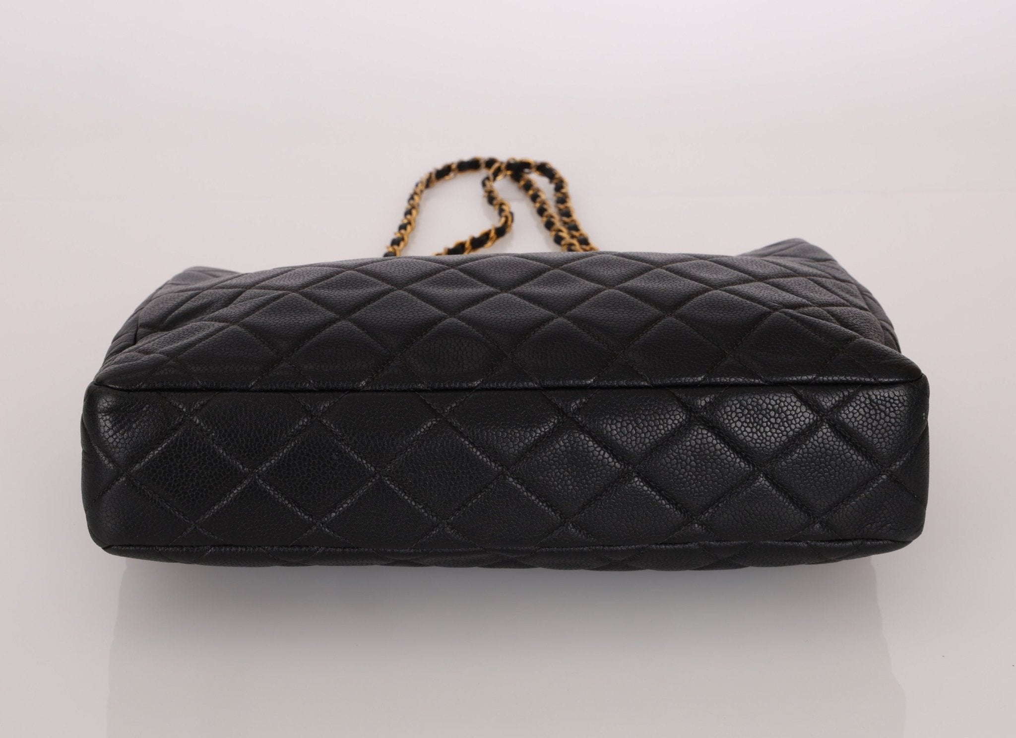 Chanel 1996 Caviar Turnlock Chain Tote - FashioNica