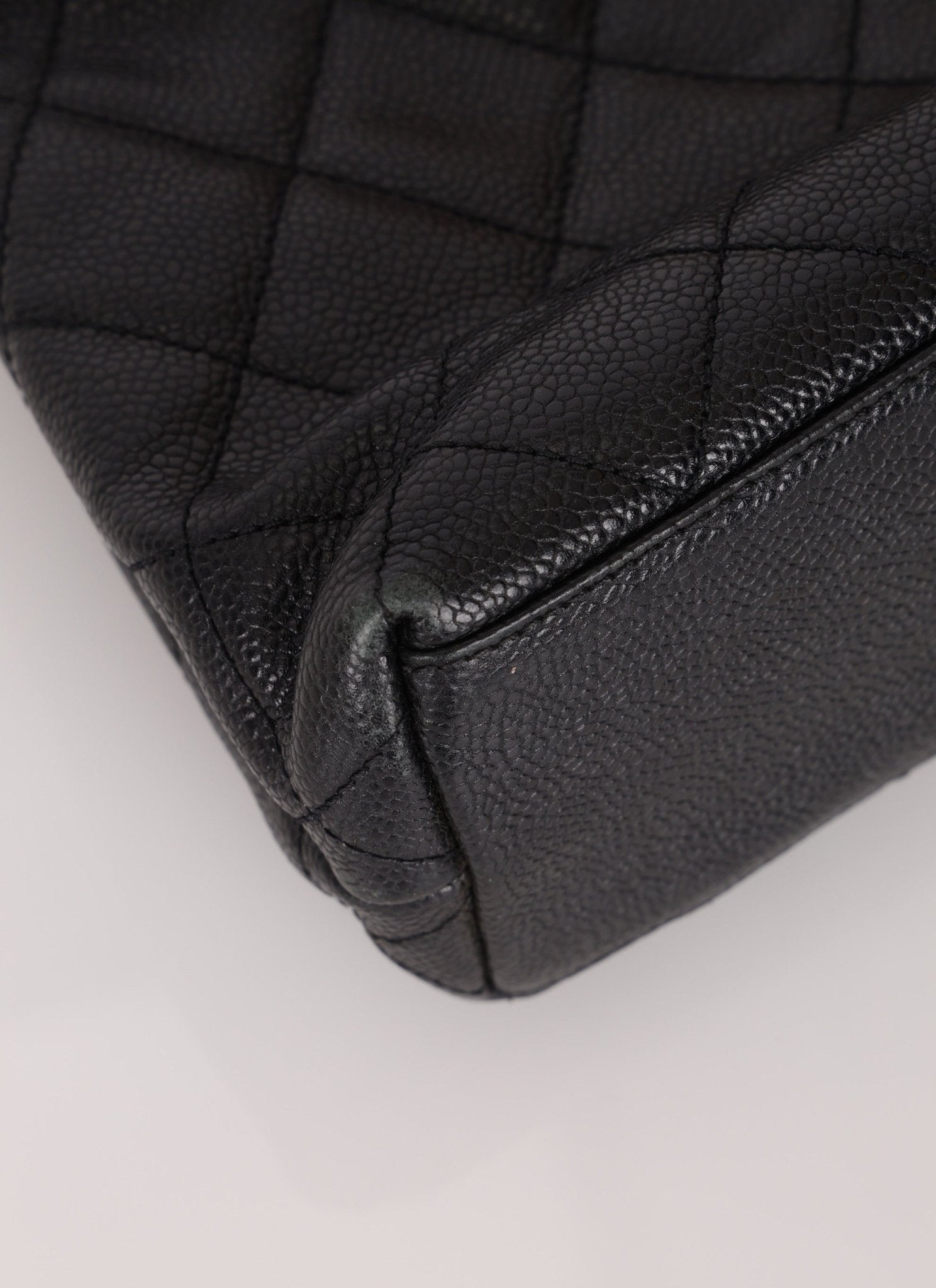 Chanel 1996 Caviar Turnlock Envelope Pocket Tote - FashioNica