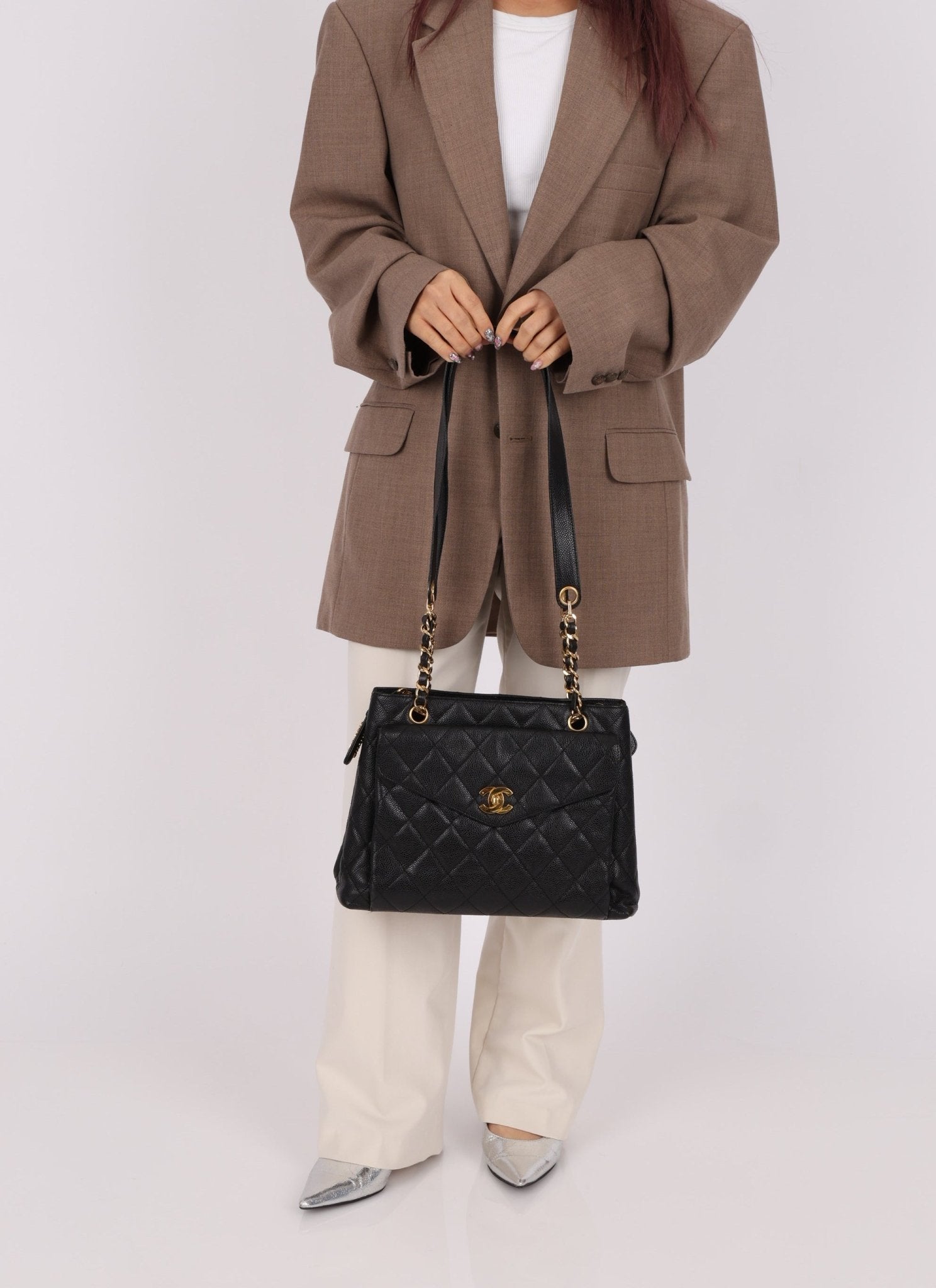 Chanel 1996 Caviar Turnlock Envelope Pocket Tote - FashioNica