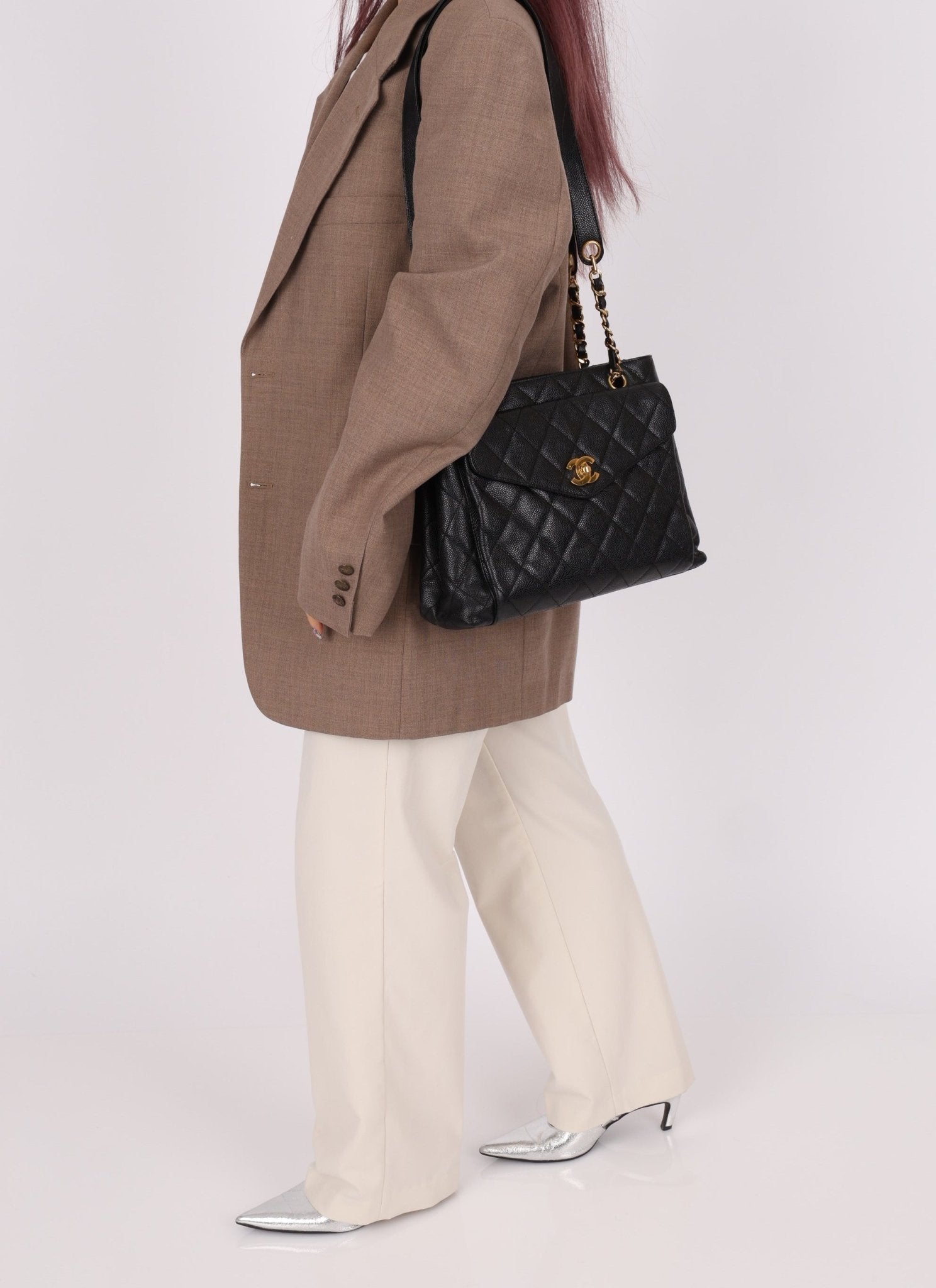 Chanel 1996 Caviar Turnlock Envelope Pocket Tote - FashioNica