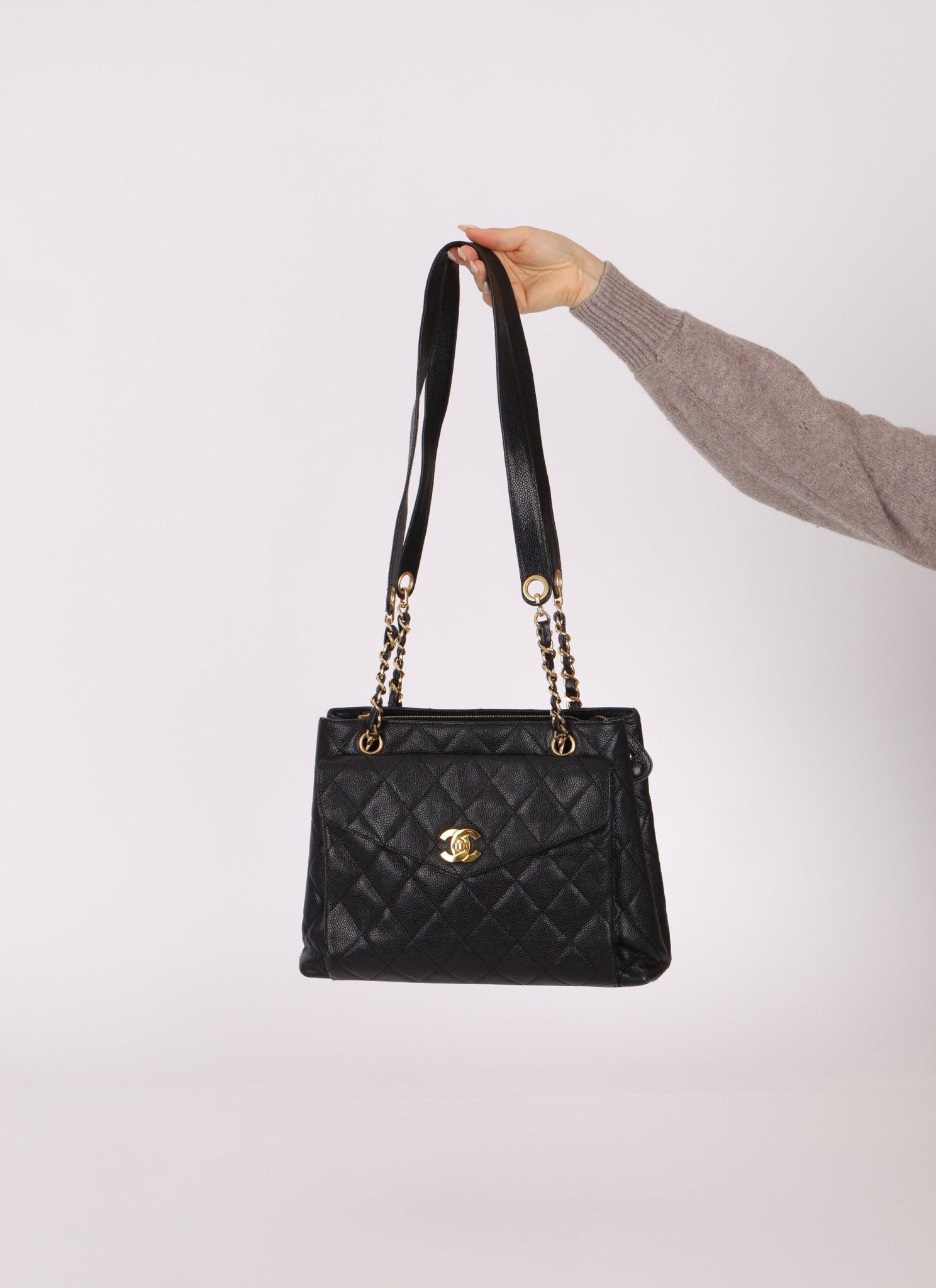 Chanel 1996 Caviar Turnlock Envelope Pocket Tote - FashioNica