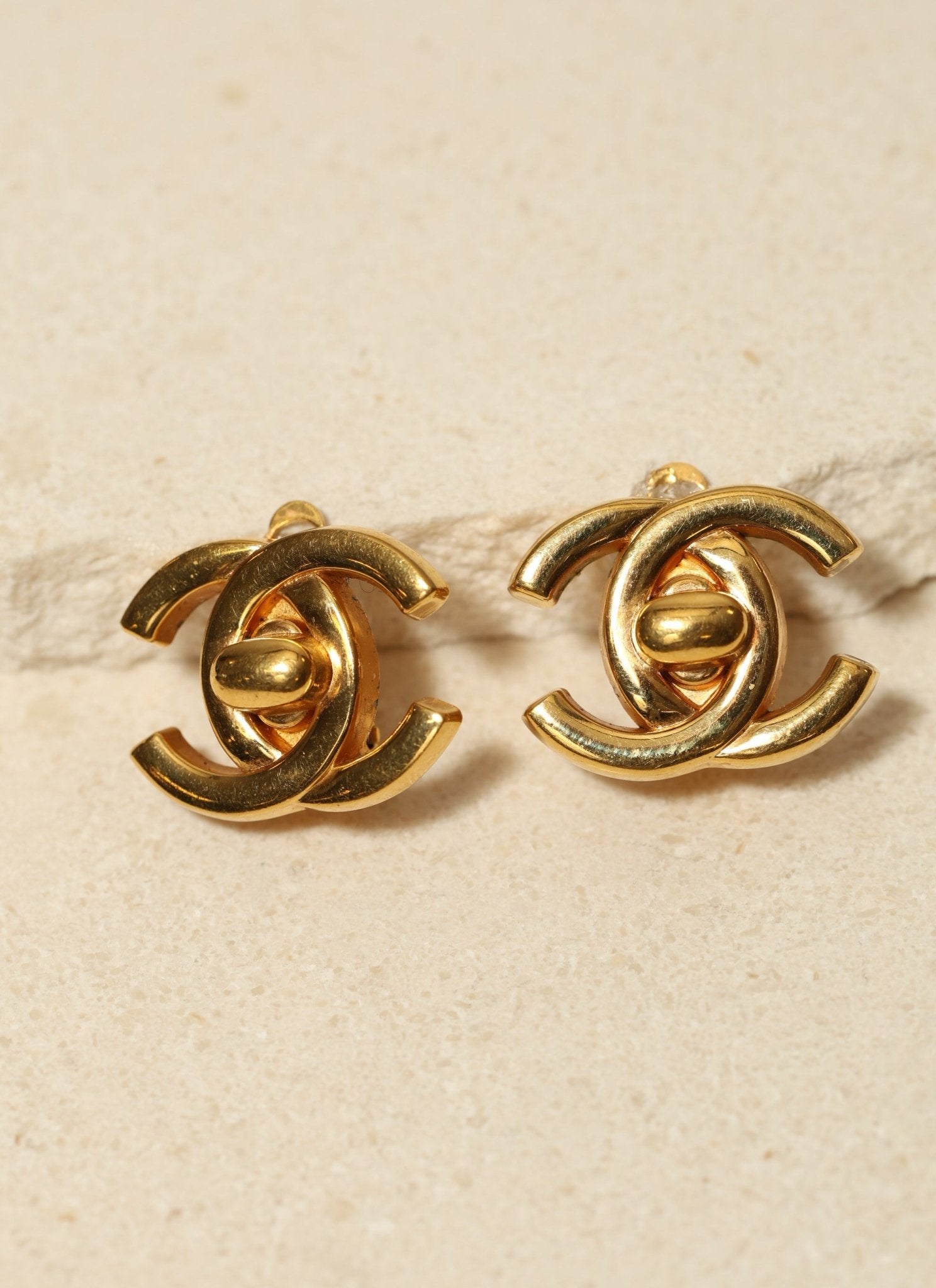 Chanel 1996 CC Turnlock Clip - On Earrings - FashioNica
