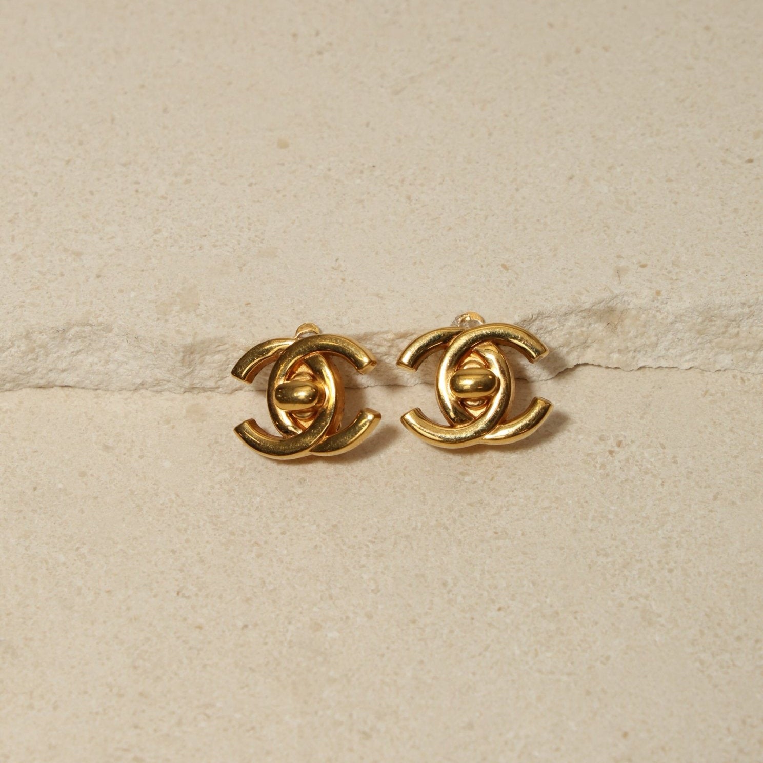 Chanel 1996 CC Turnlock Clip - On Earrings - FashioNica