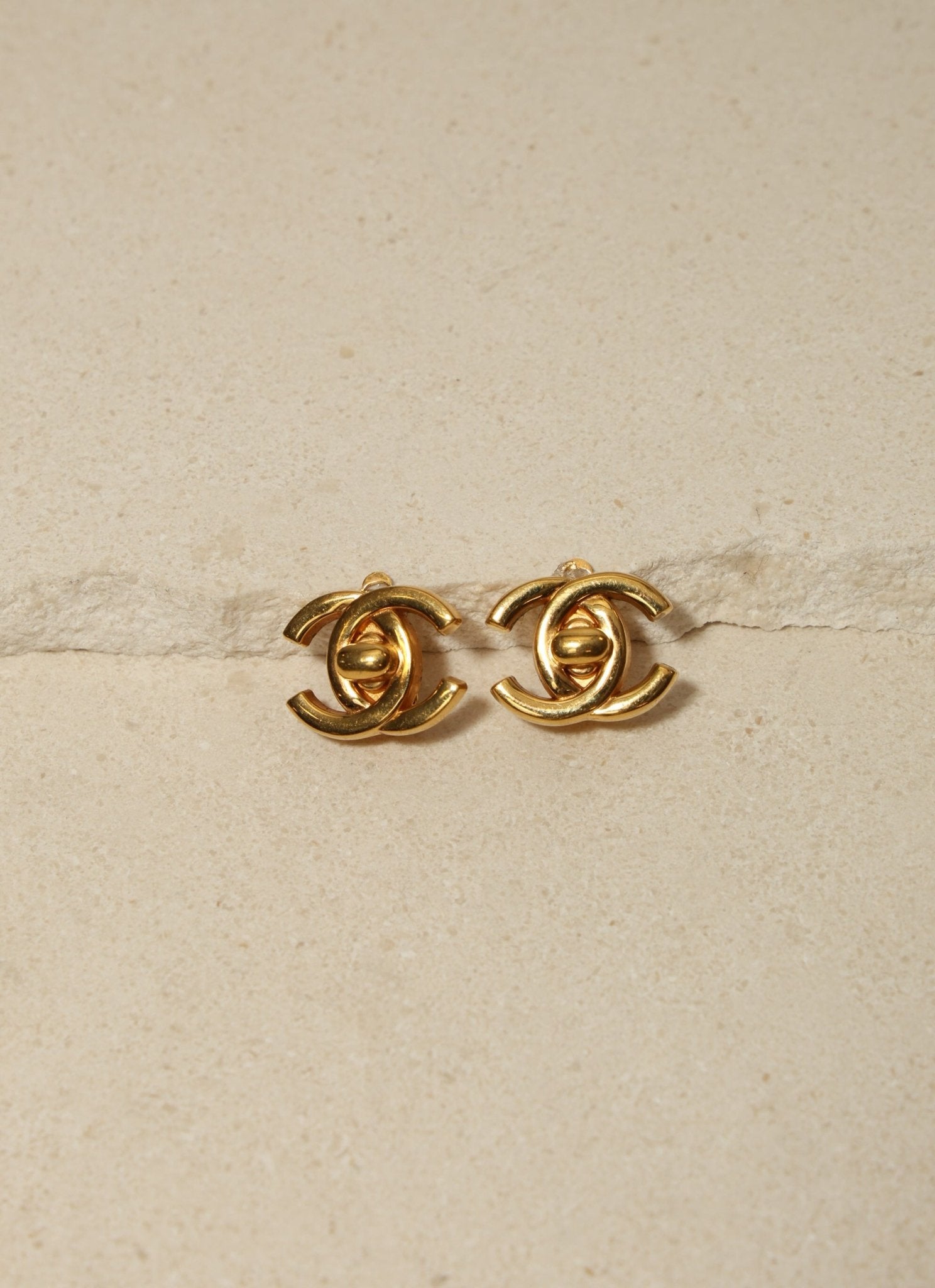 Chanel 1996 CC Turnlock Clip - On Earrings - FashioNica