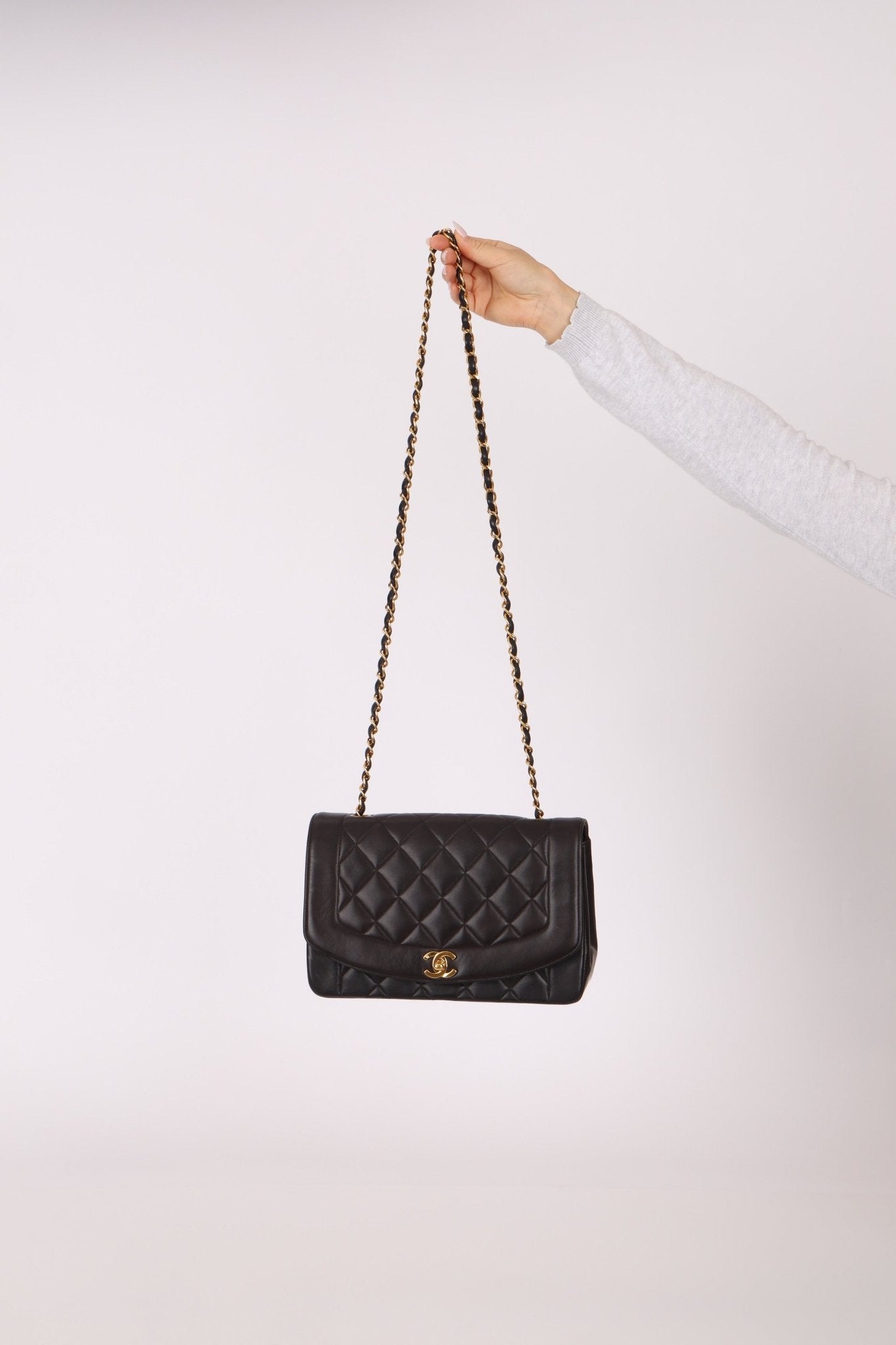 Chanel 1996 Lambskin Medium Diana 24K GP - FashioNica