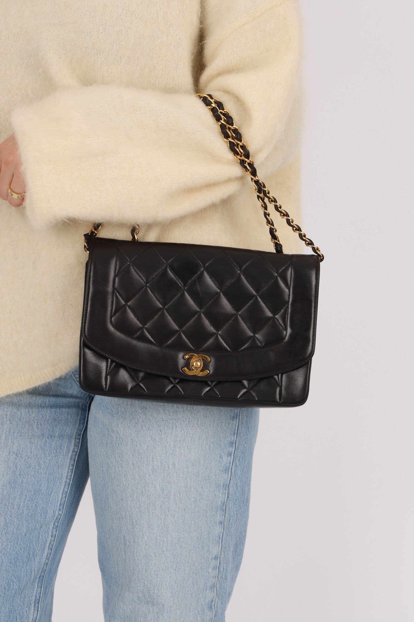 Chanel 1996 Lambskin Medium Diana Flap 24K GP - FashioNica