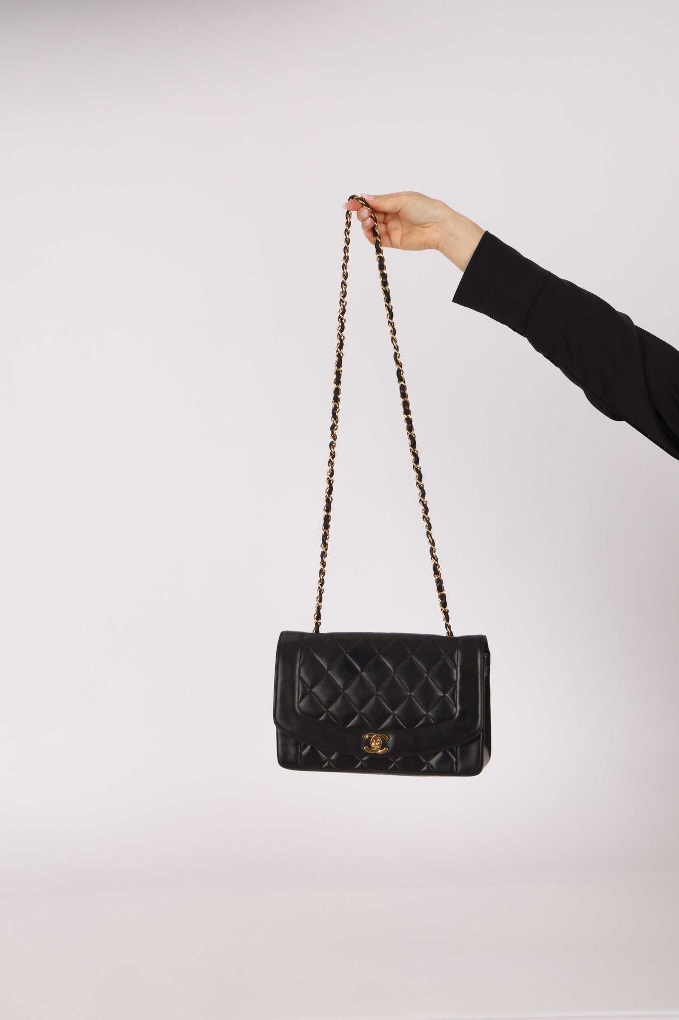 Chanel 1996 Lambskin Medium Diana Flap 24K GP - FashioNica