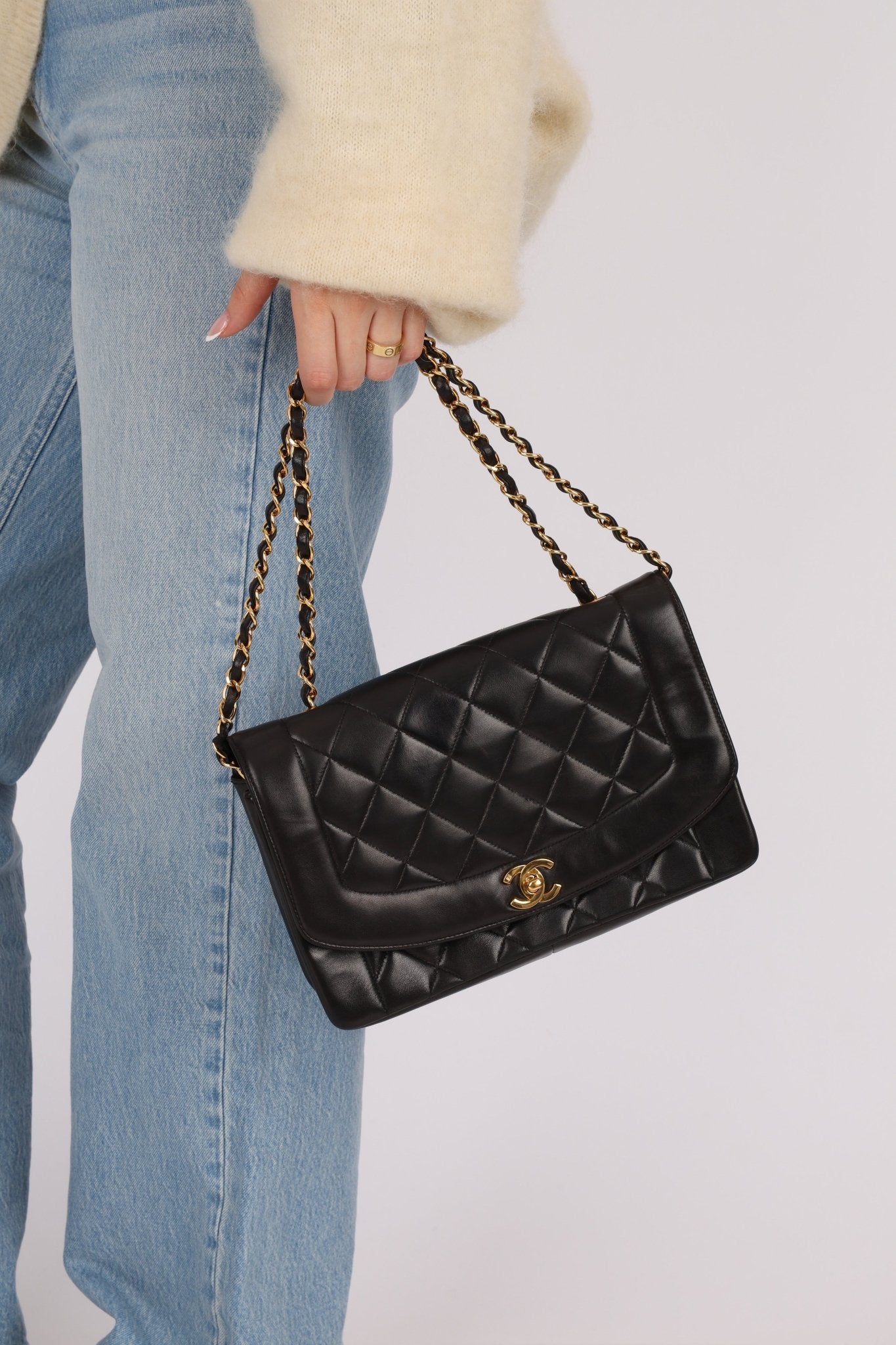 Chanel 1996 Lambskin Medium Diana Flap 24K GP - FashioNica