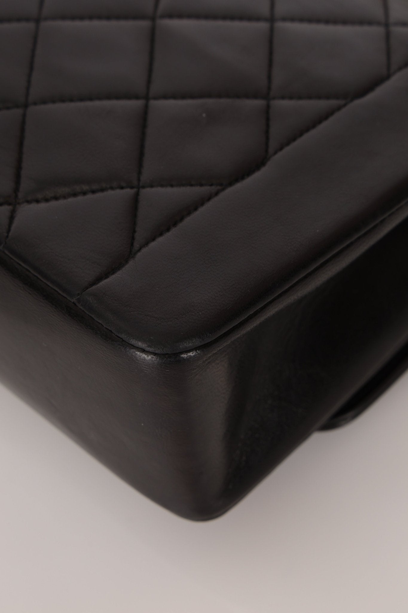 Chanel 1996 Lambskin Medium Diana Flap 24K GP - FashioNica