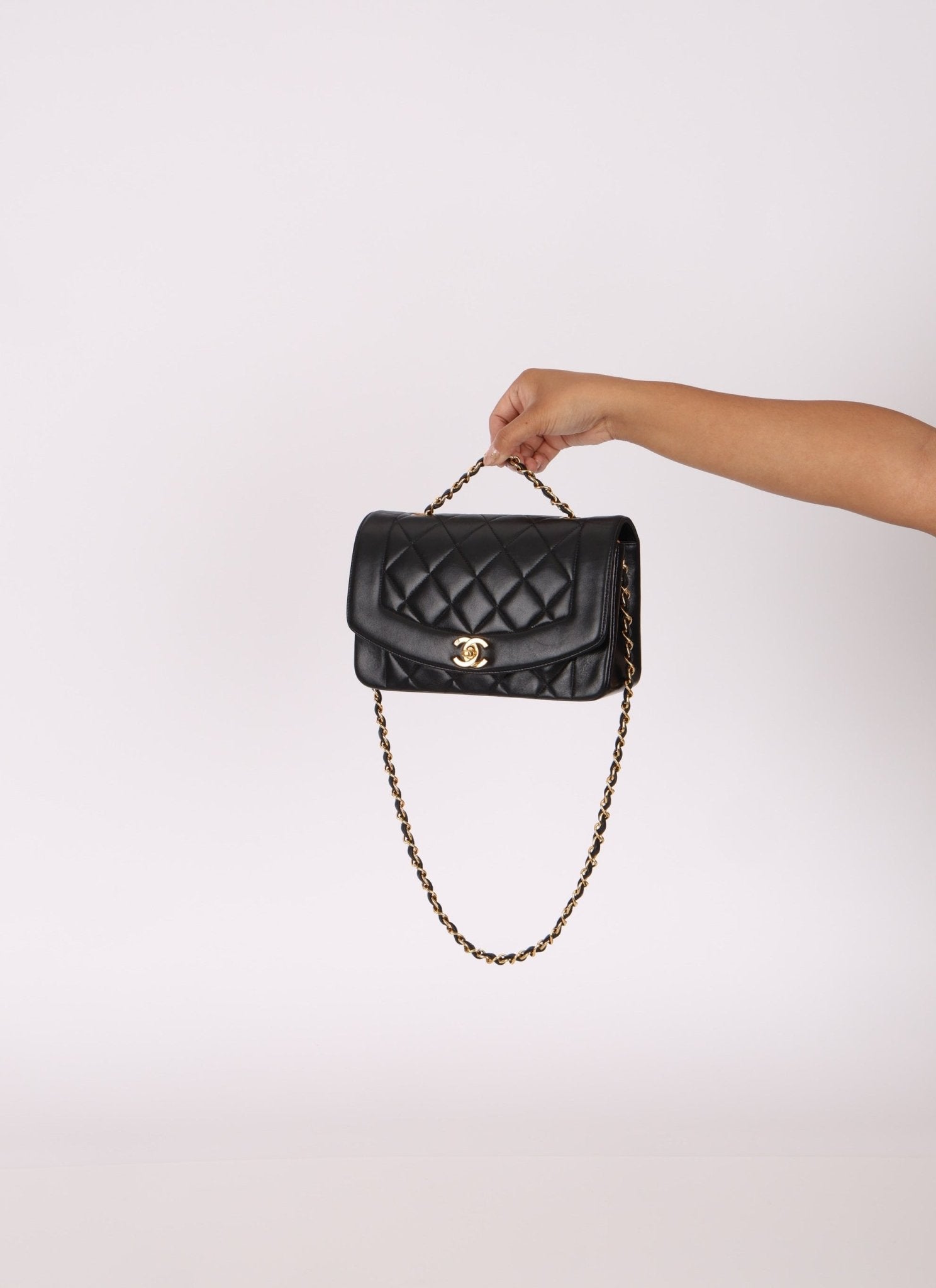 Chanel 1996 Lambskin Small Diana - FashioNica