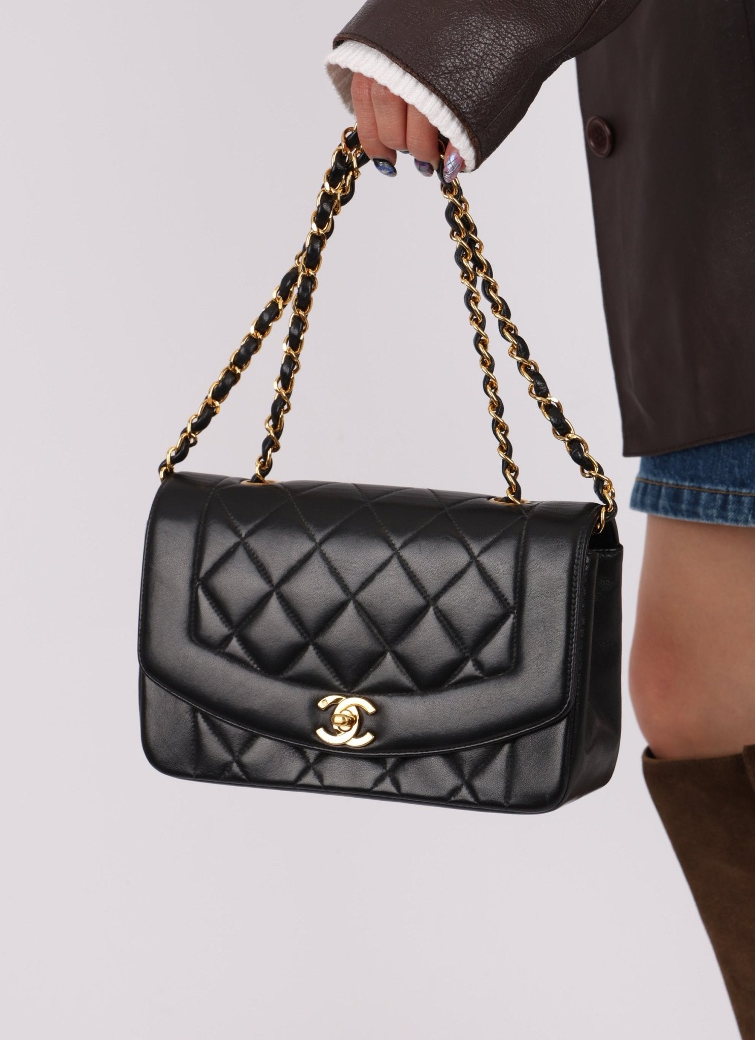 Chanel 1996 Lambskin Small Diana - FashioNica