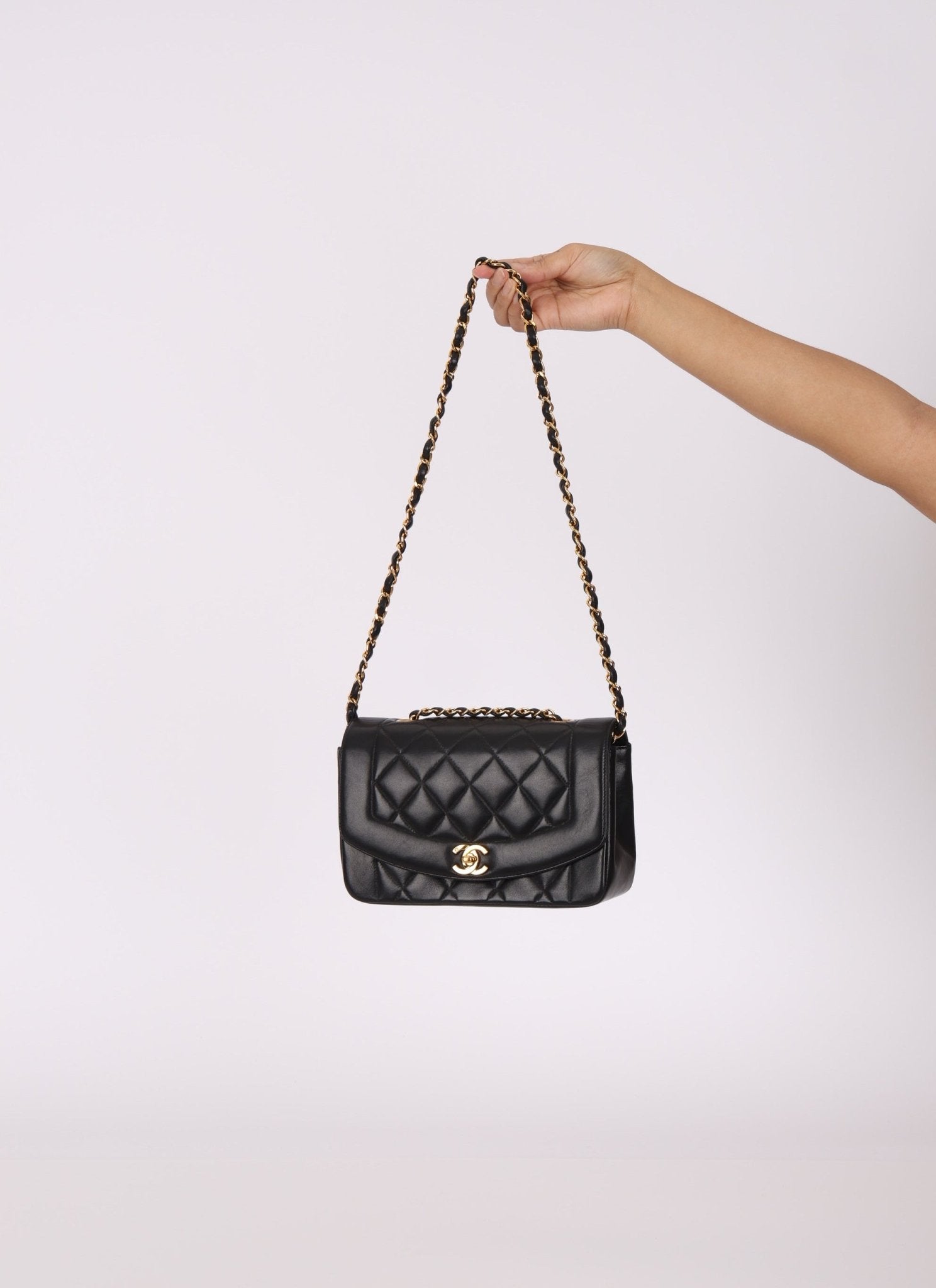 Chanel 1996 Lambskin Small Diana - FashioNica