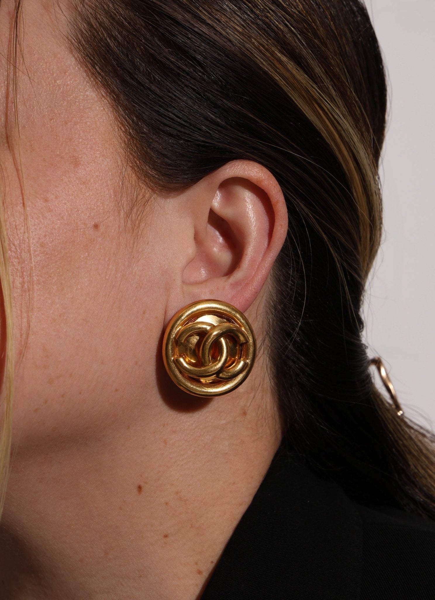 Chanel 1996 Large CC Logo Round Clip - On Earrings - FashioNica