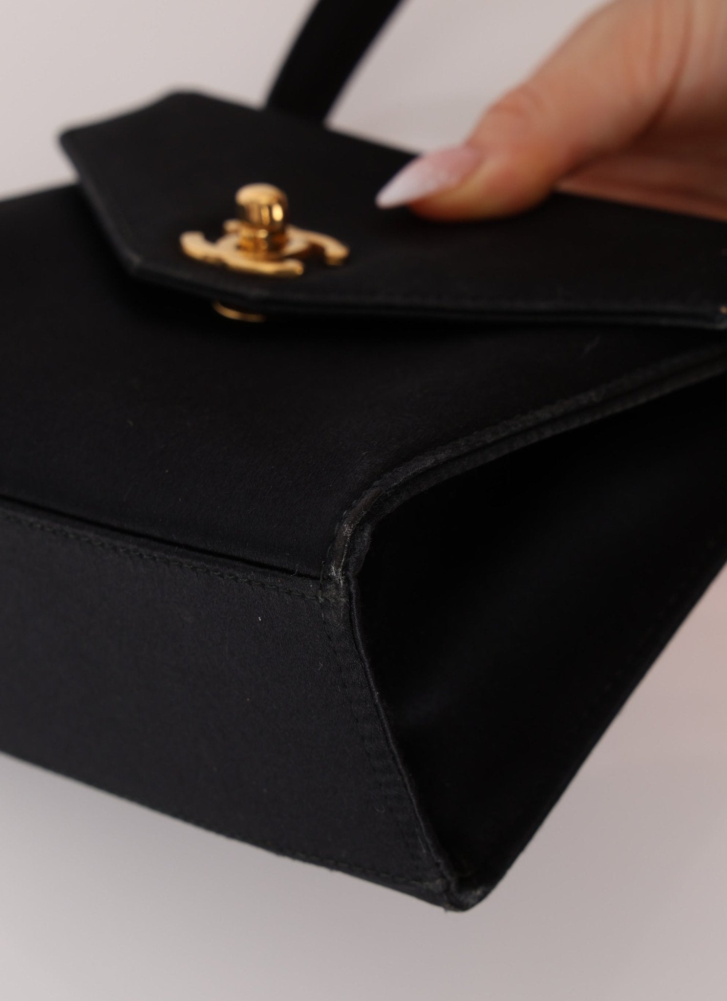 Chanel 1996 Satin Envelope Top Handle Mini Kelly - FashioNica