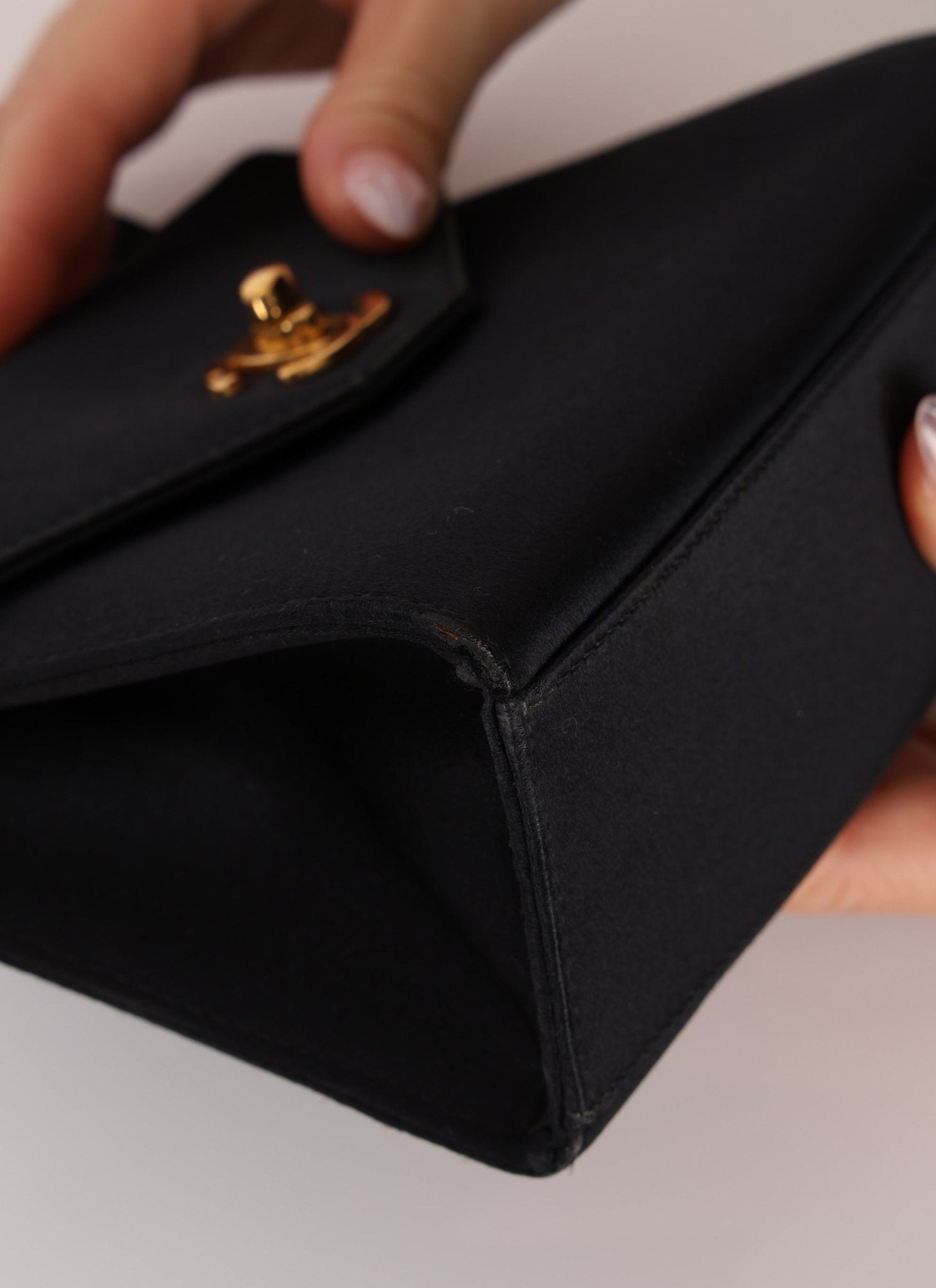 Chanel 1996 Satin Envelope Top Handle Mini Kelly - FashioNica