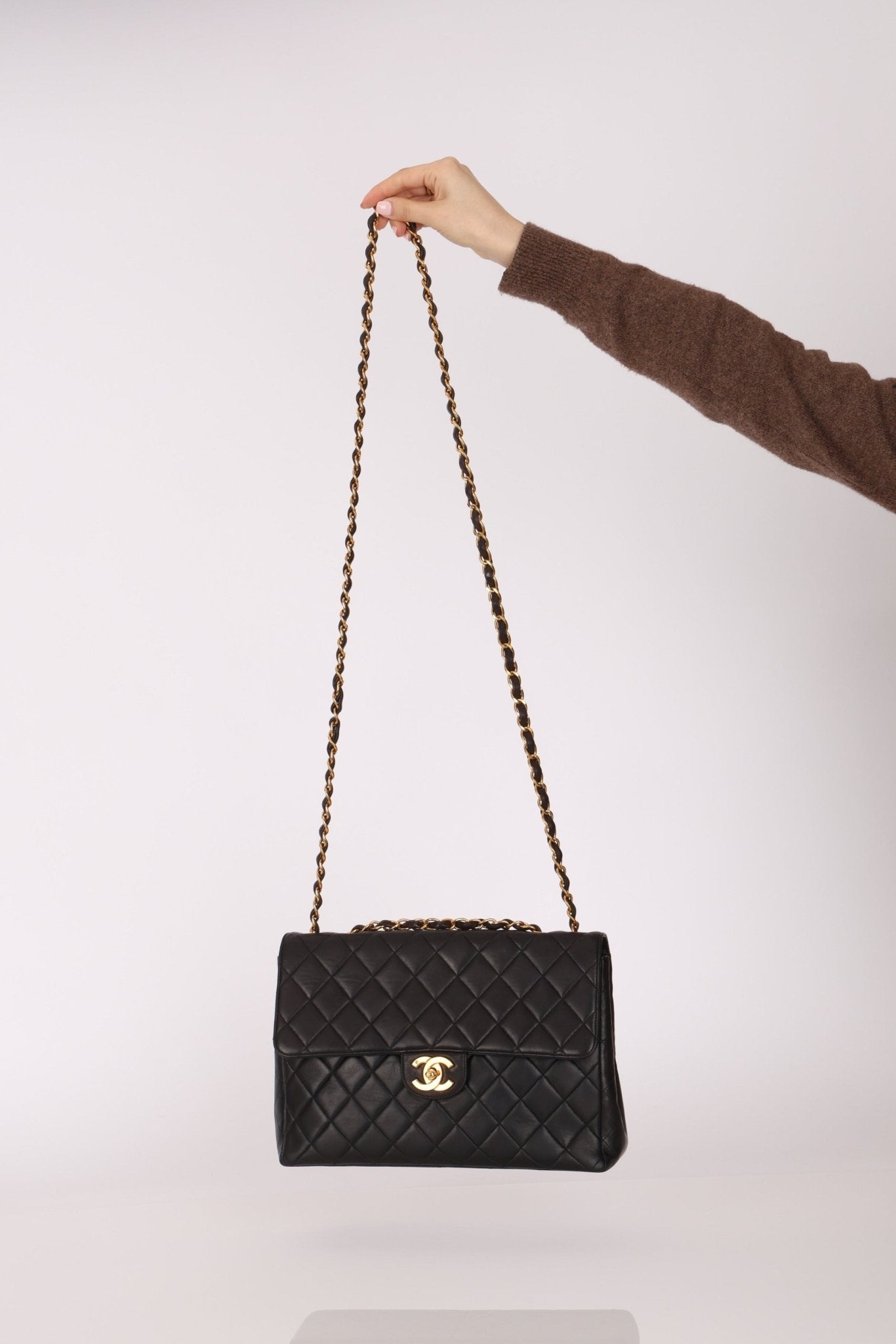 Chanel 1996 Turnlock Jumbo Flap Bag 24K GP - FashioNica