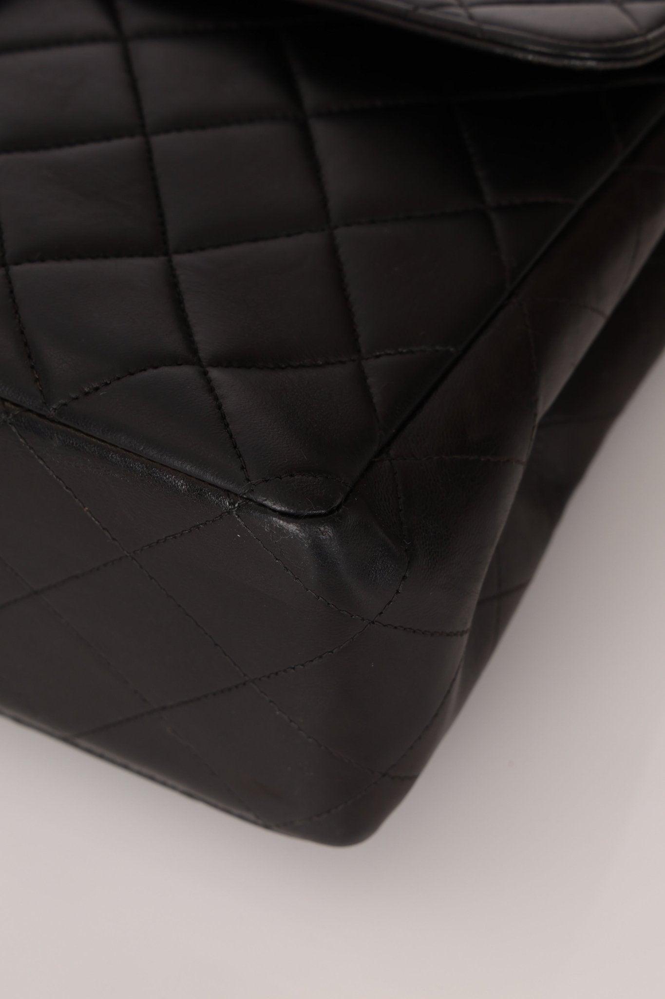 Chanel 1996 Turnlock Jumbo Flap Bag 24K GP - FashioNica