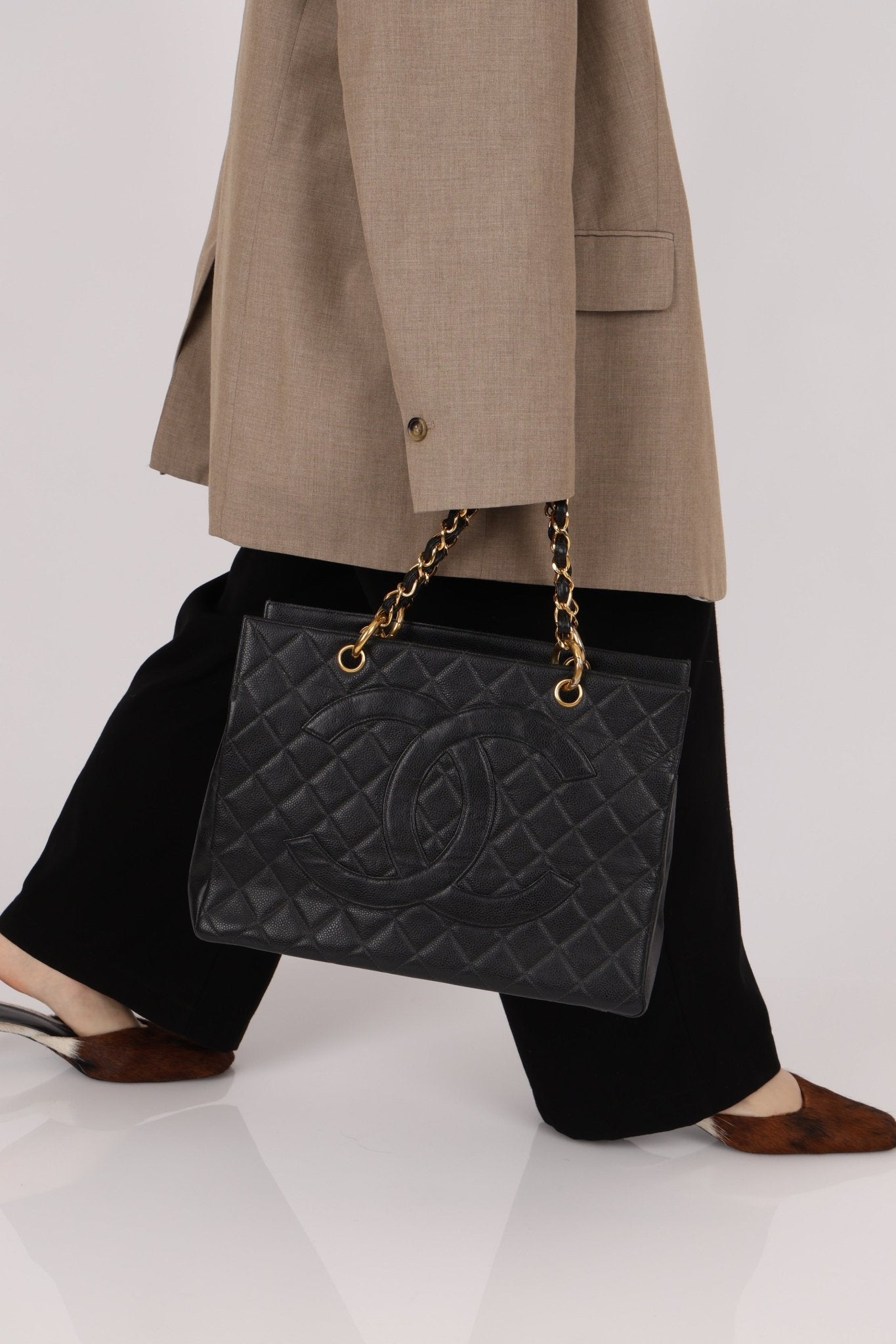 Chanel 1996 Vintage Caviar Grand Shopping Tote 24K GP - FashioNica