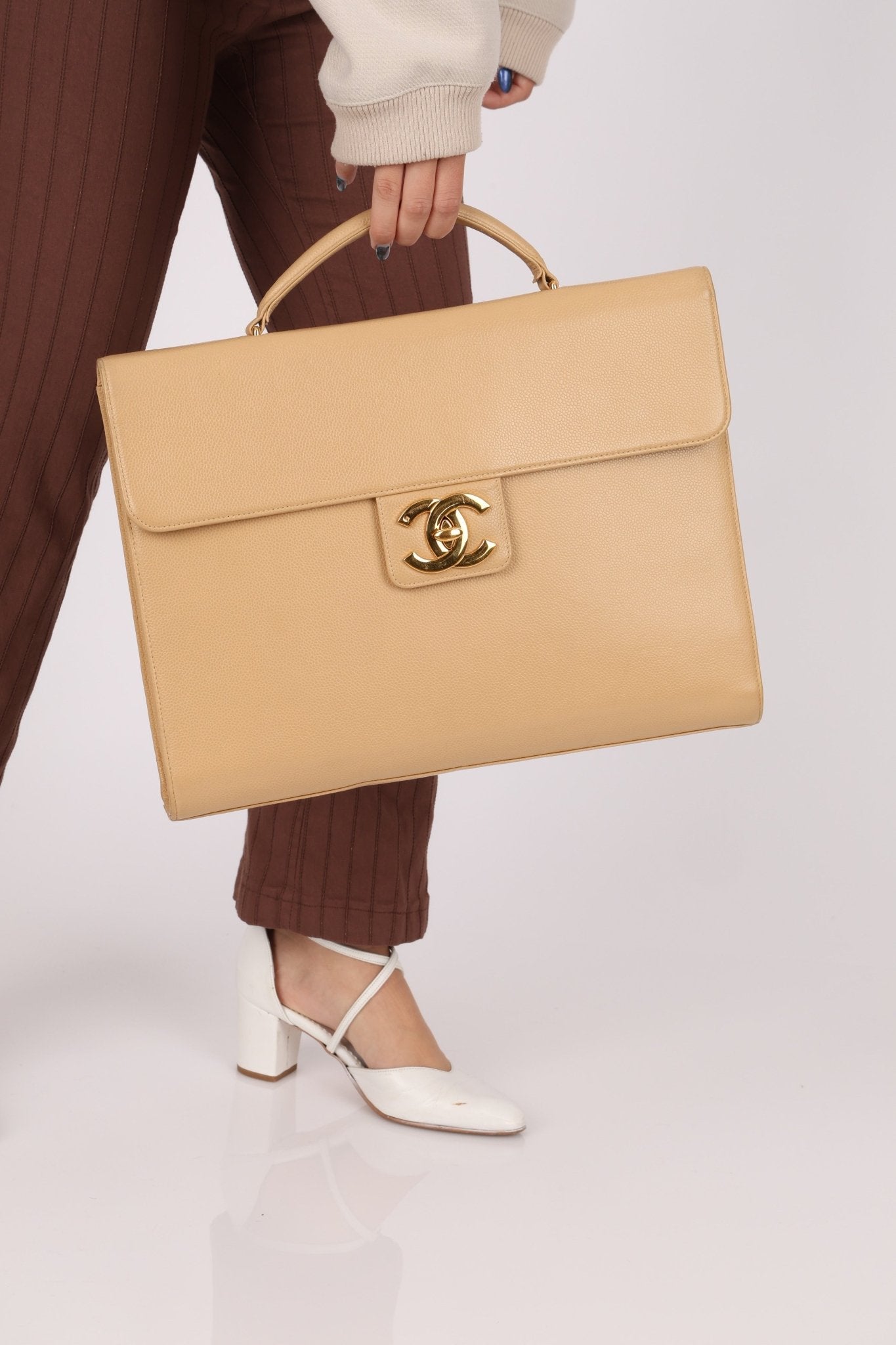 Chanel 1997 Beige Caviar XL Turnlock Briefcase 24K GP - FashioNica