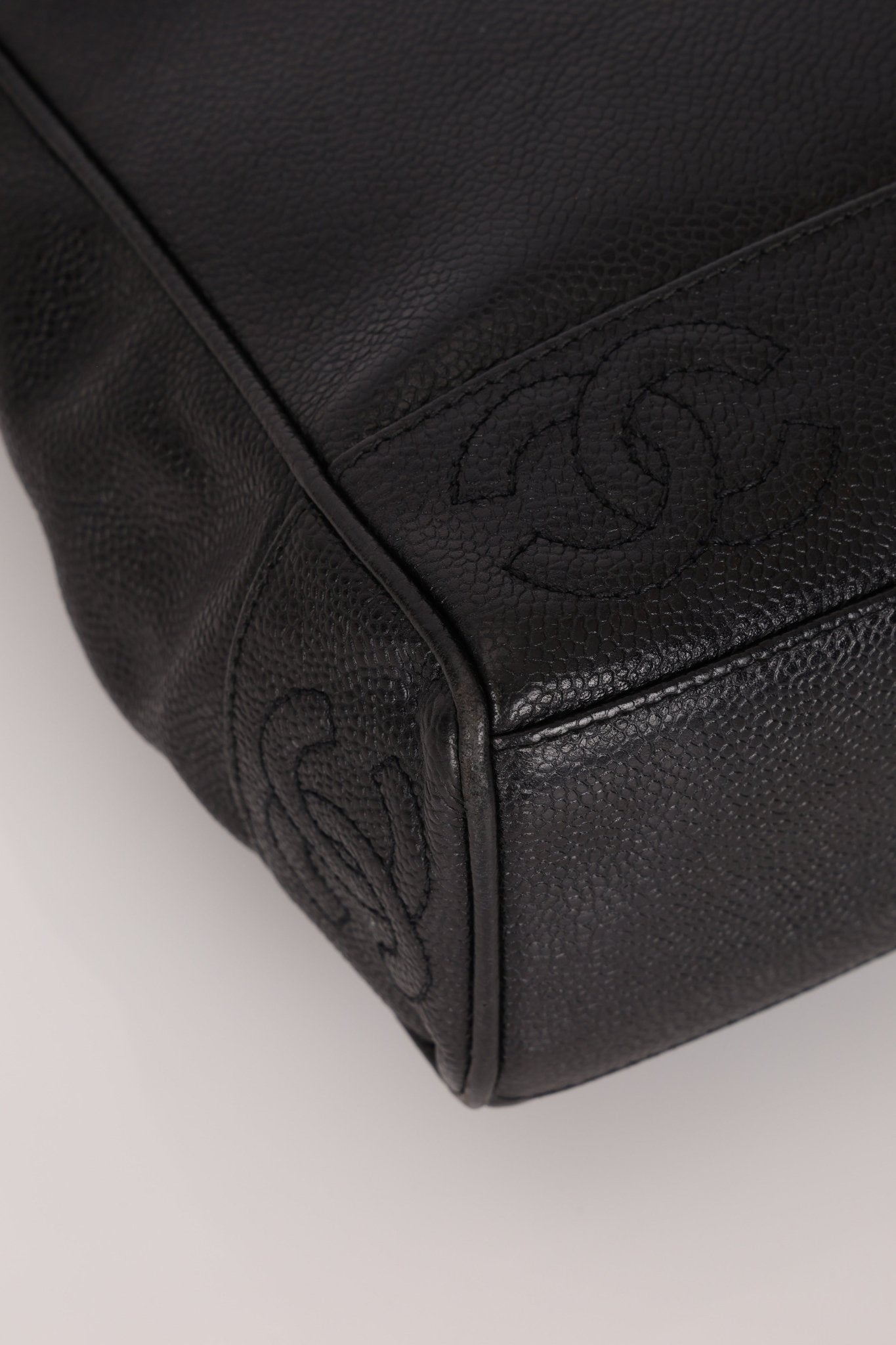 Chanel 1997 Caviar Triple CC Turnlock Tote - FashioNica