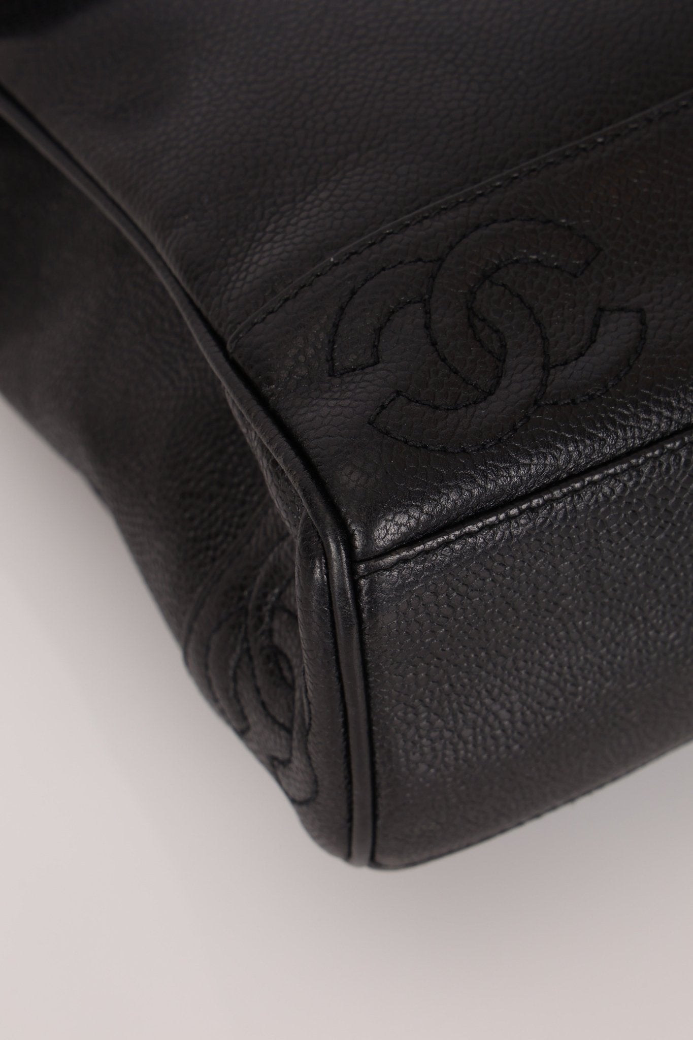 Chanel 1997 Caviar Triple CC Turnlock Tote - FashioNica