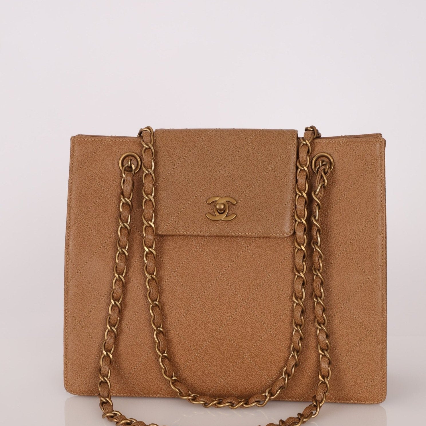 Chanel 1997 Caviar Turnlock Beige Chain Bag - FashioNica