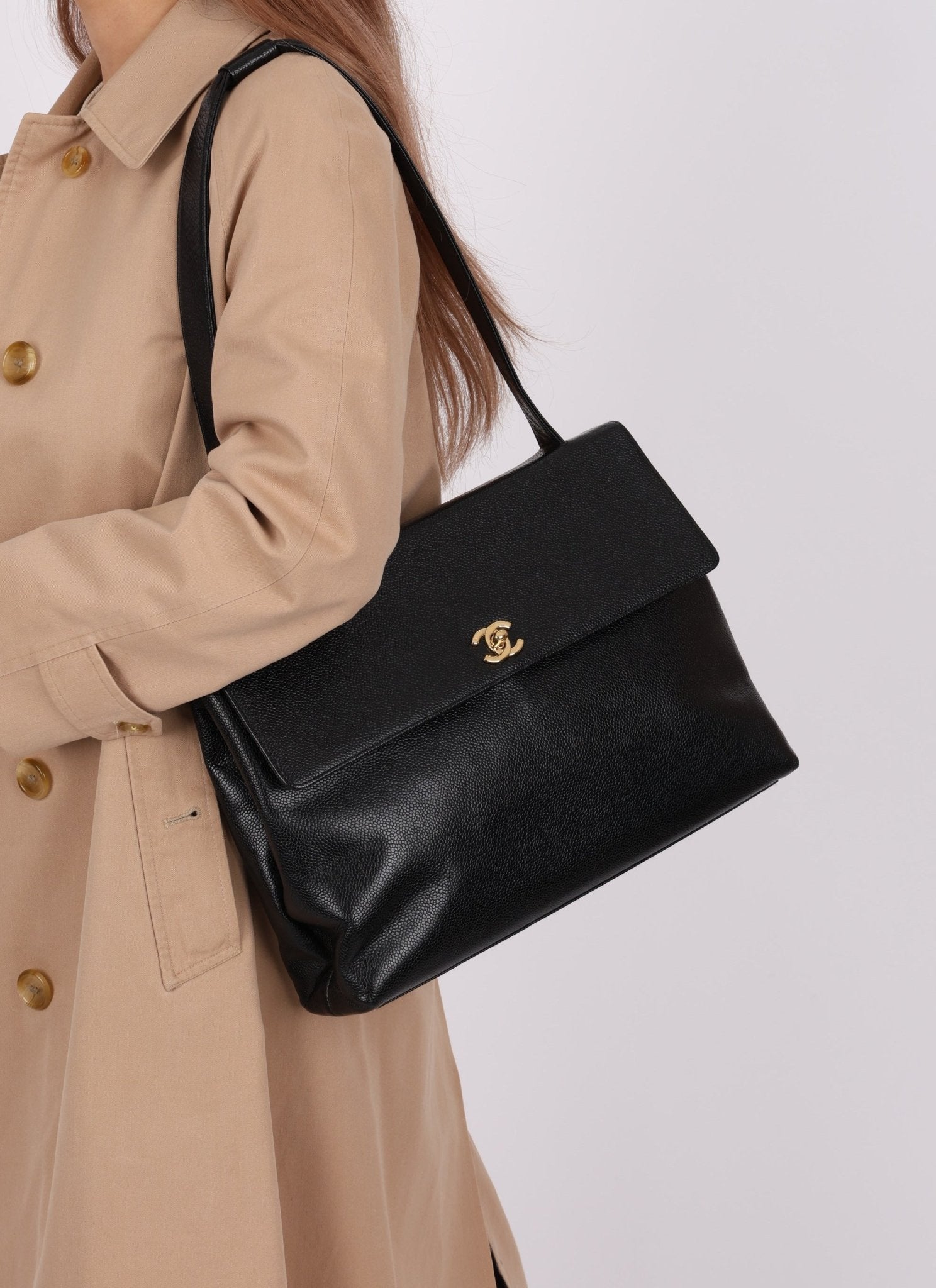 Chanel 1997 Caviar Turnlock Shoulder Bag - FashioNica