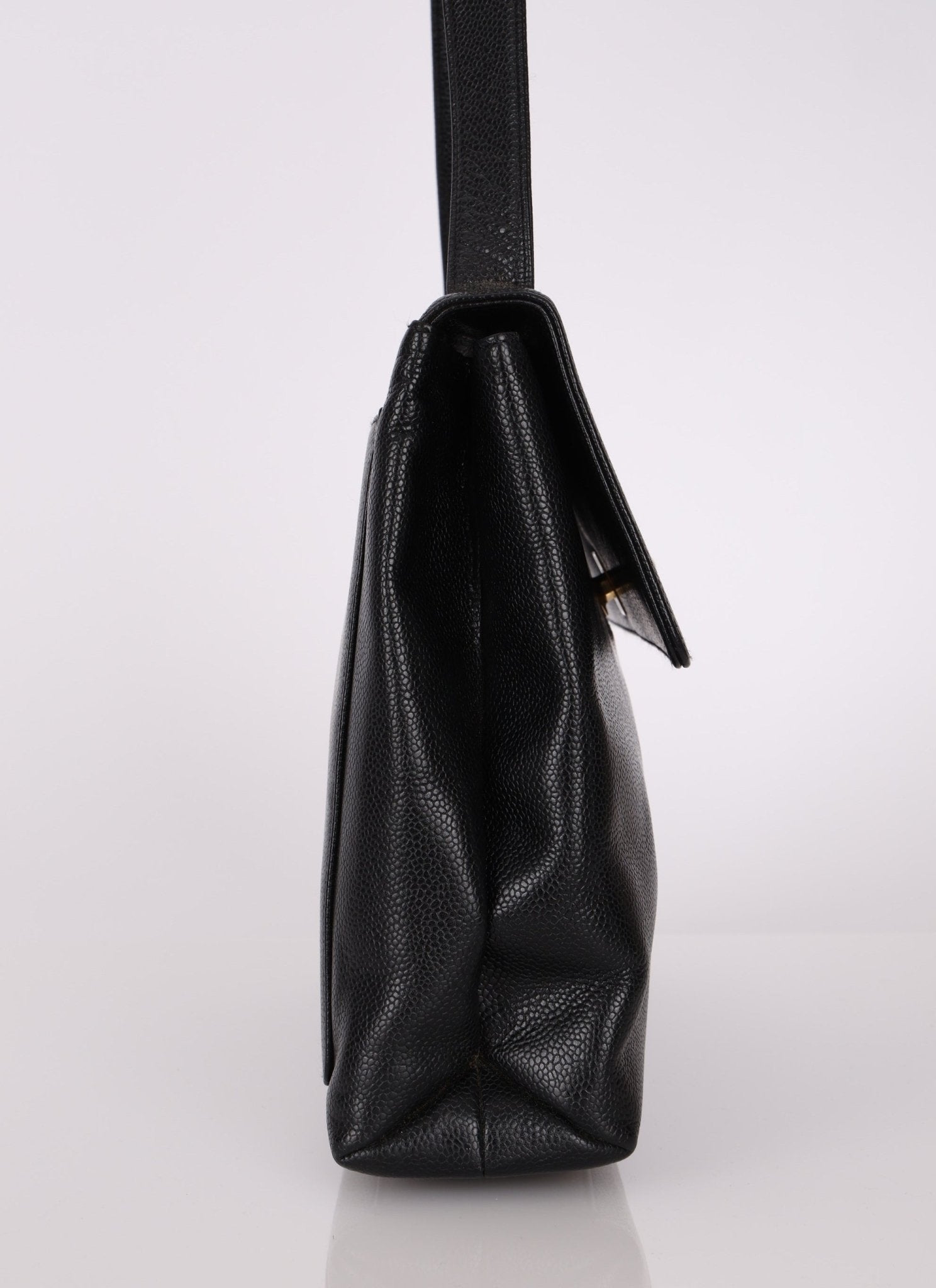 Chanel 1997 Caviar Turnlock Shoulder Bag - FashioNica