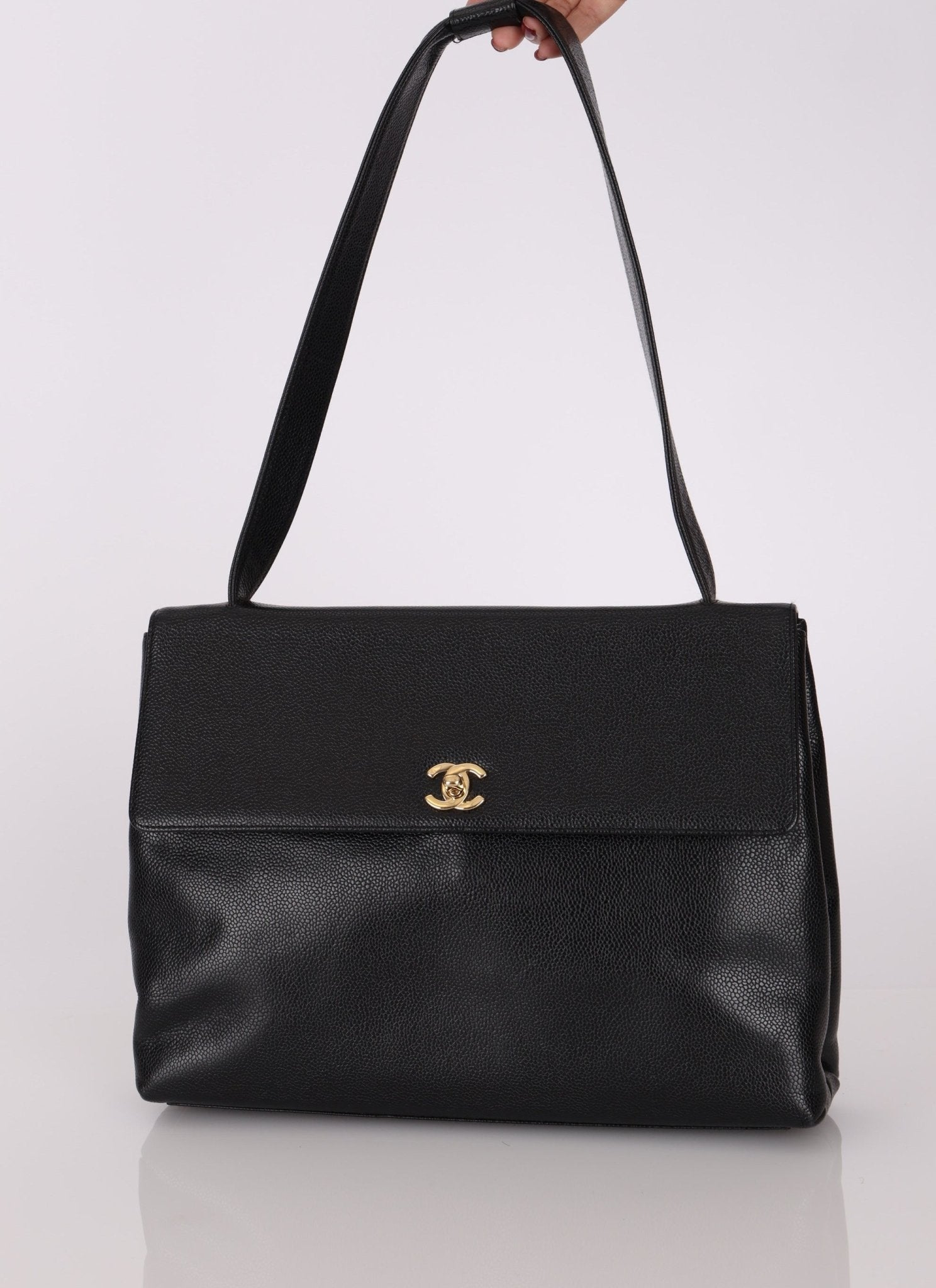 Chanel 1997 Caviar Turnlock Shoulder Bag - FashioNica