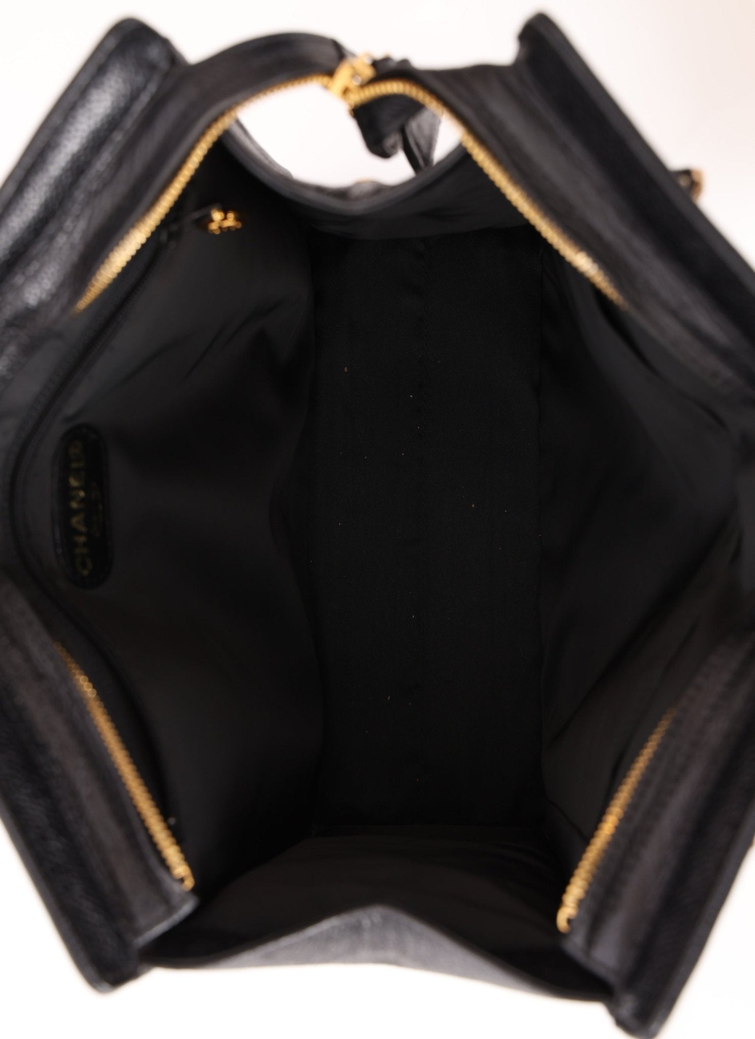 Chanel 1997 Caviar Zip Turnlock Tote Bag - FashioNica