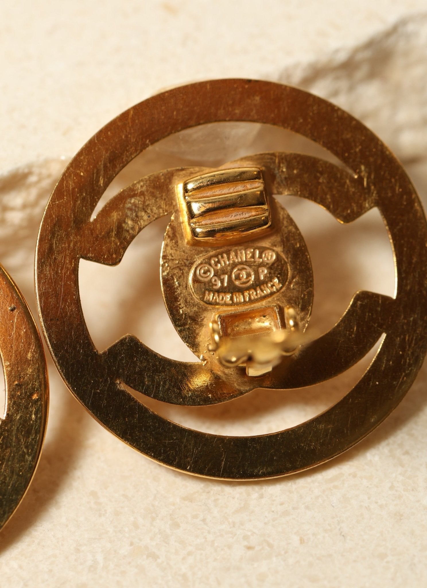 Chanel 1997 CC Turnlock Circle Clip - On Earrings - FashioNica