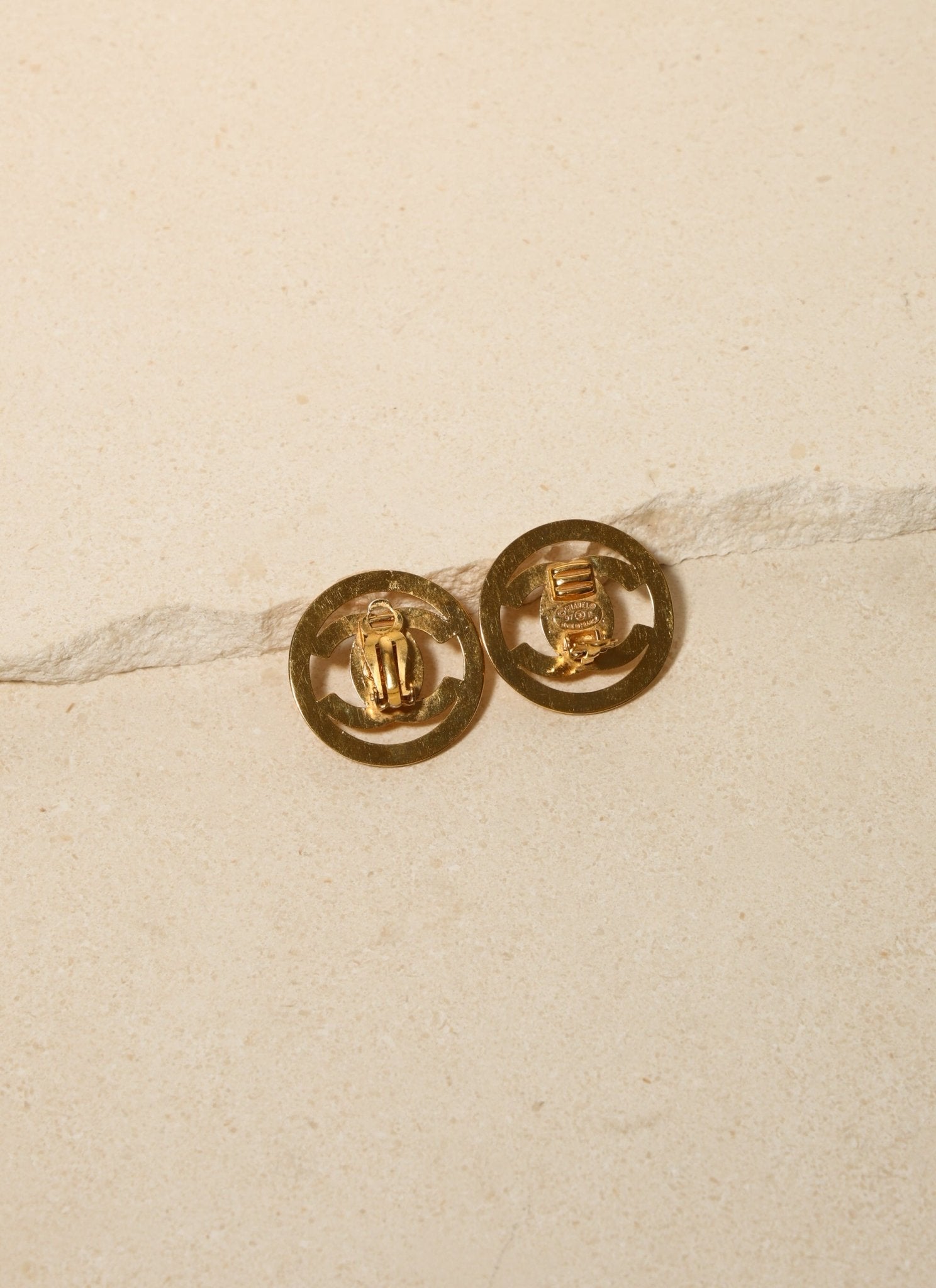 Chanel 1997 CC Turnlock Circle Clip - On Earrings - FashioNica