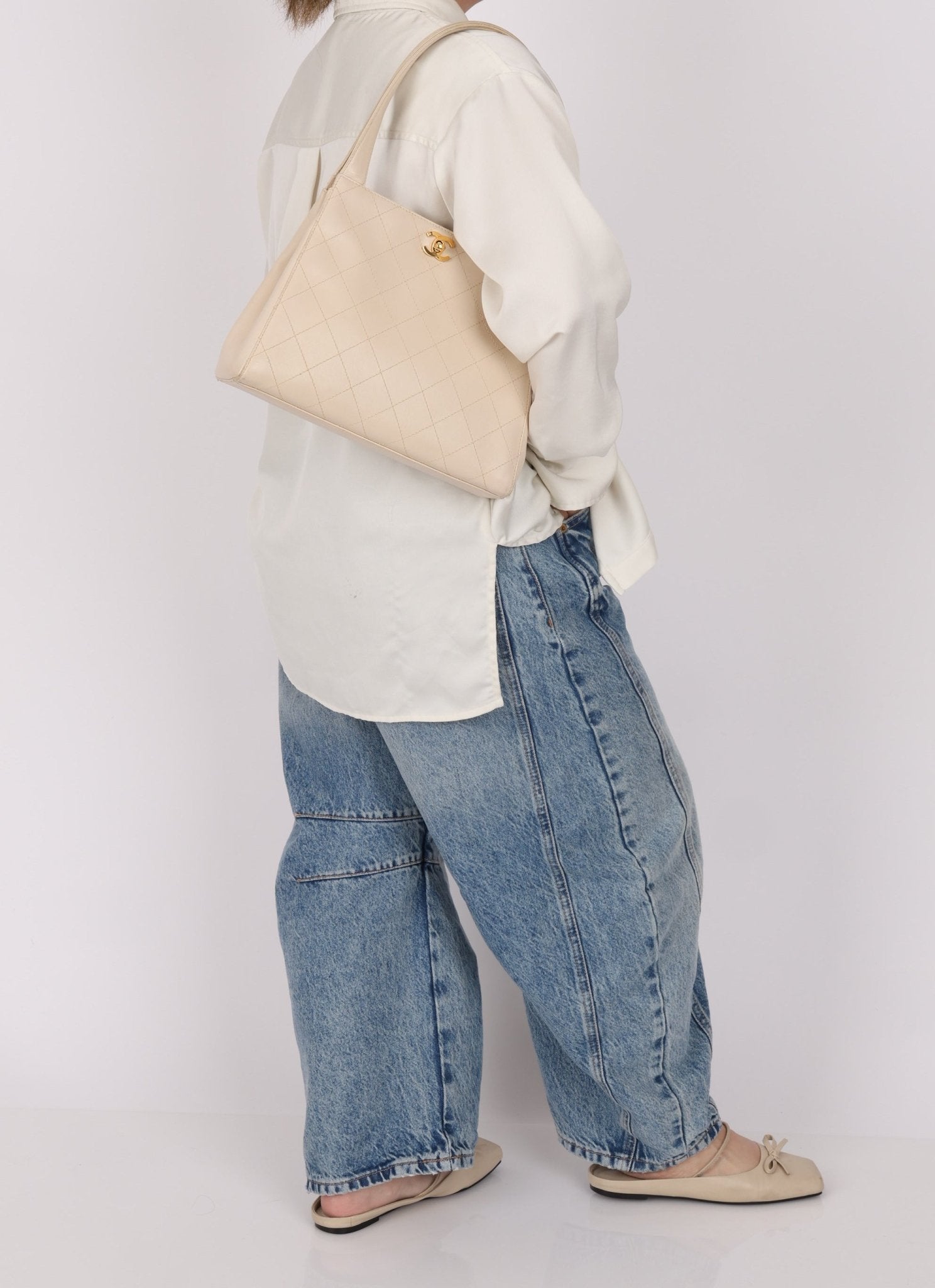 Chanel 1997 Cream Lambskin Kelly Shoulder Bag 24K GP - FashioNica