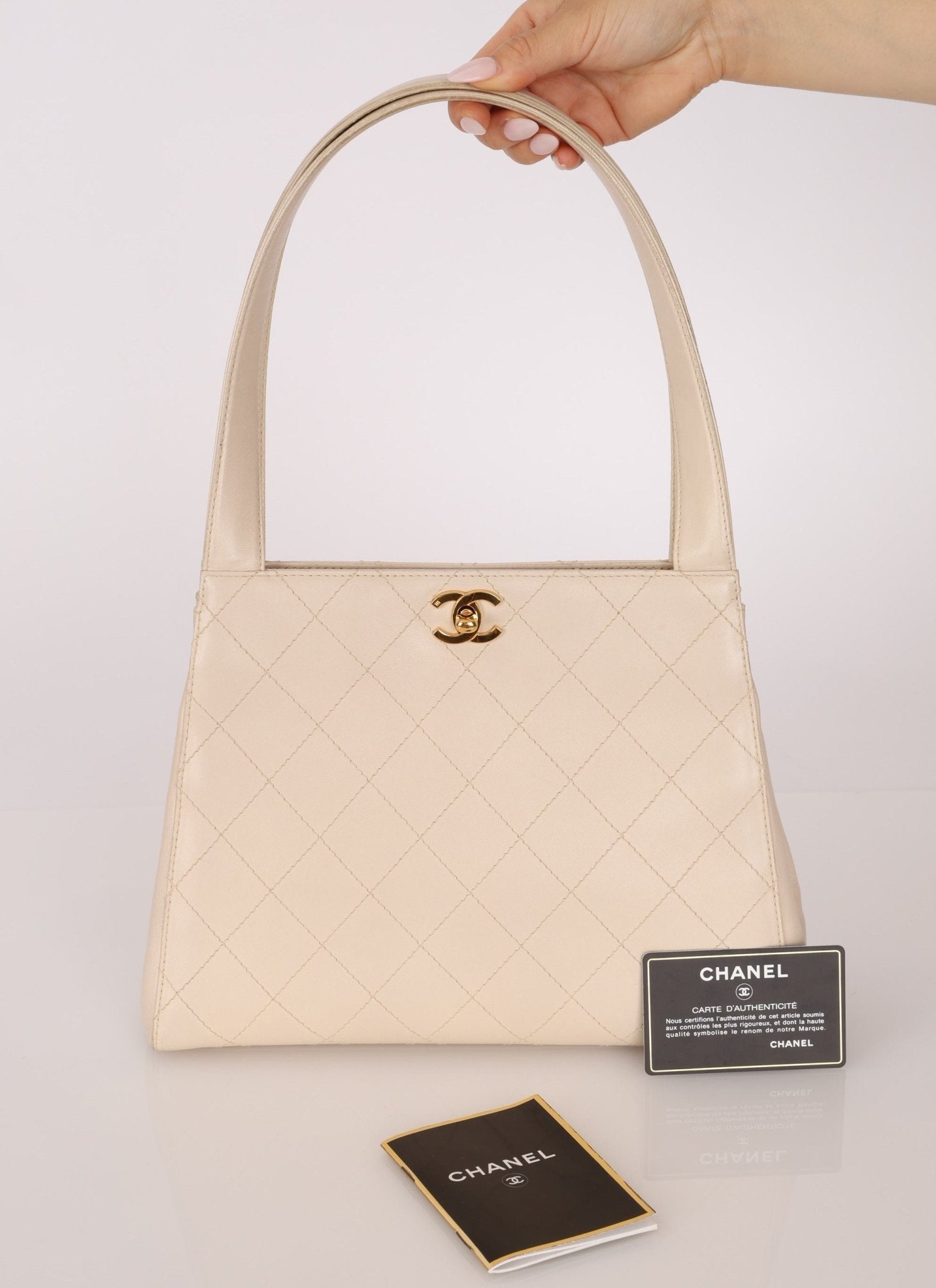 Chanel 1997 Cream Lambskin Kelly Shoulder Bag 24K GP - FashioNica
