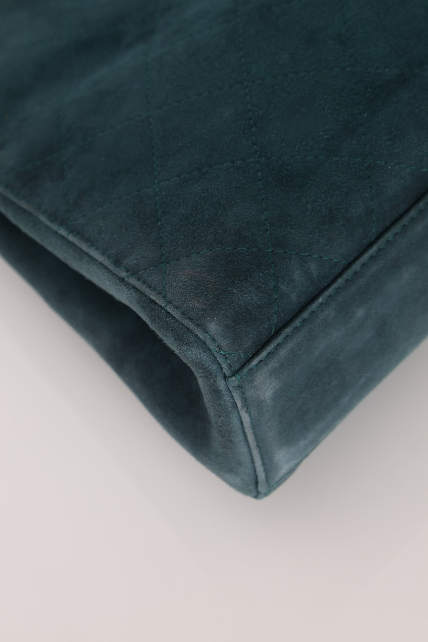 Chanel 1997 Emerald Suede Turnlock Kelly Shoulder Bag 24K GP - FashioNica