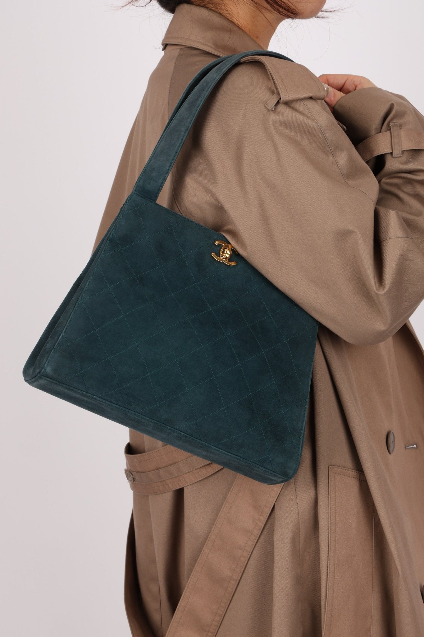 Chanel 1997 Emerald Suede Turnlock Kelly Shoulder Bag 24K GP - FashioNica