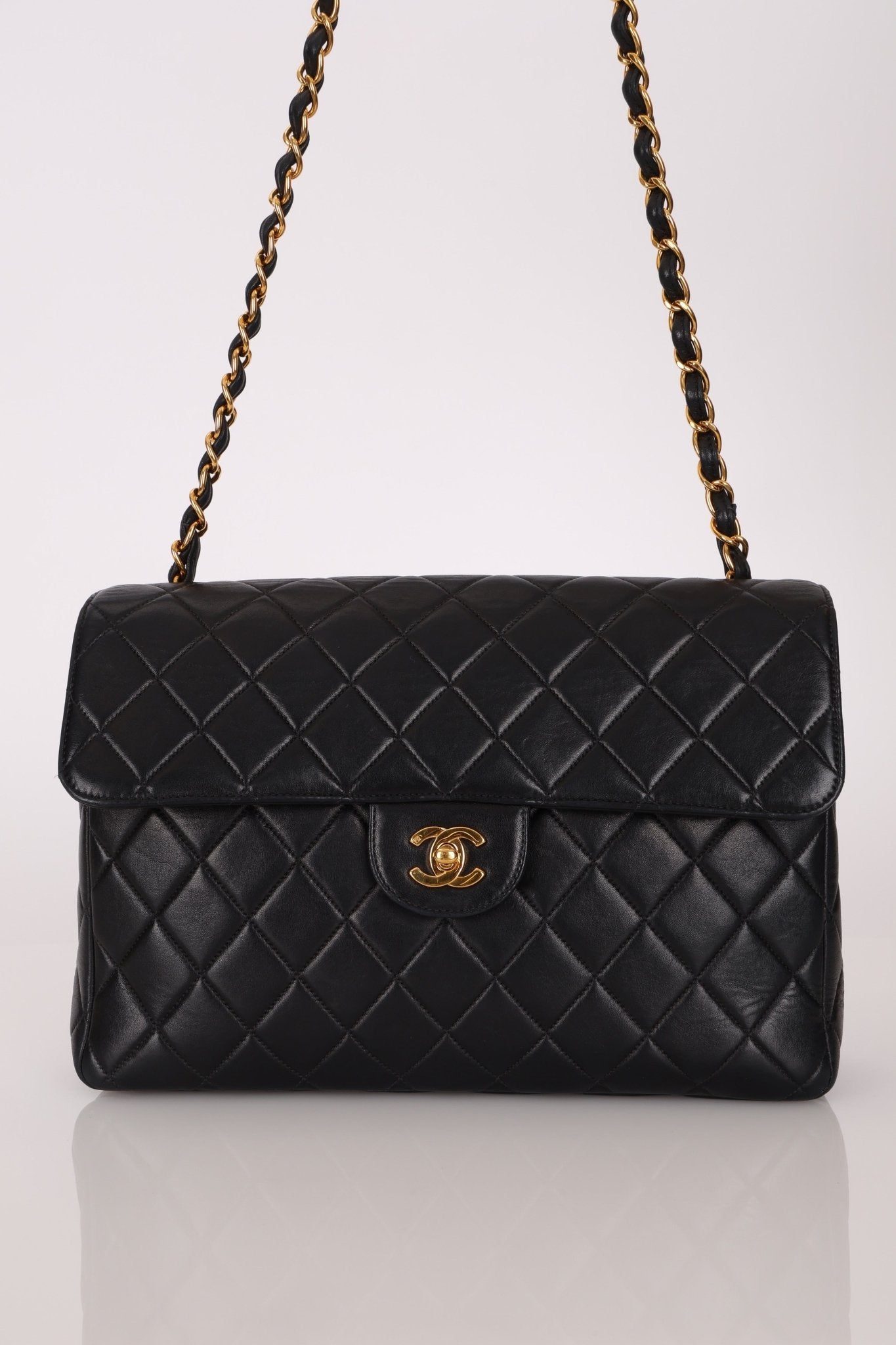 Chanel 1997 Jumbo Lambskin Turnlock Single Flap 24K GP - FashioNica