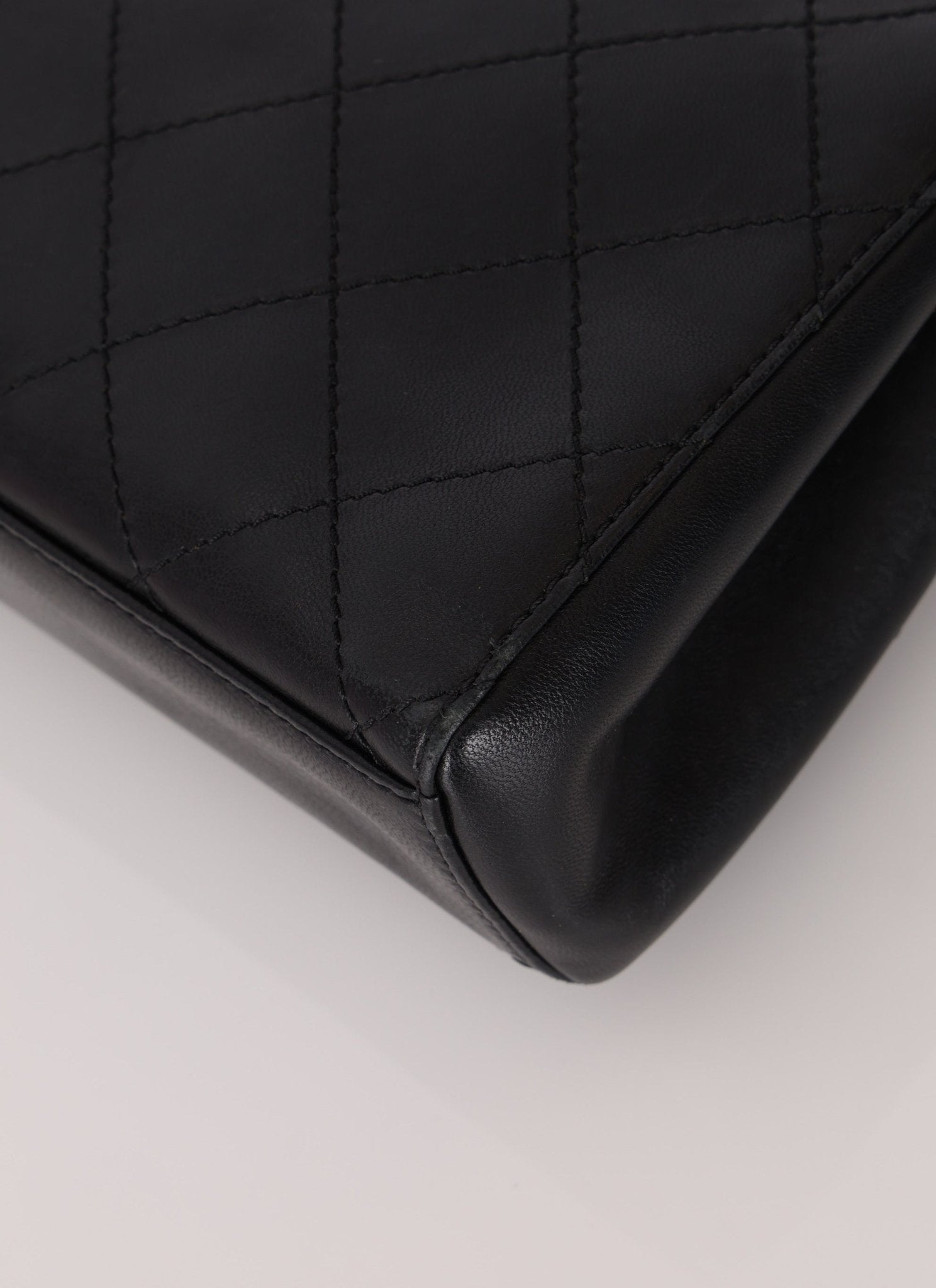 Chanel 1997 Lambskin Kelly Rounded Flap - FashioNica