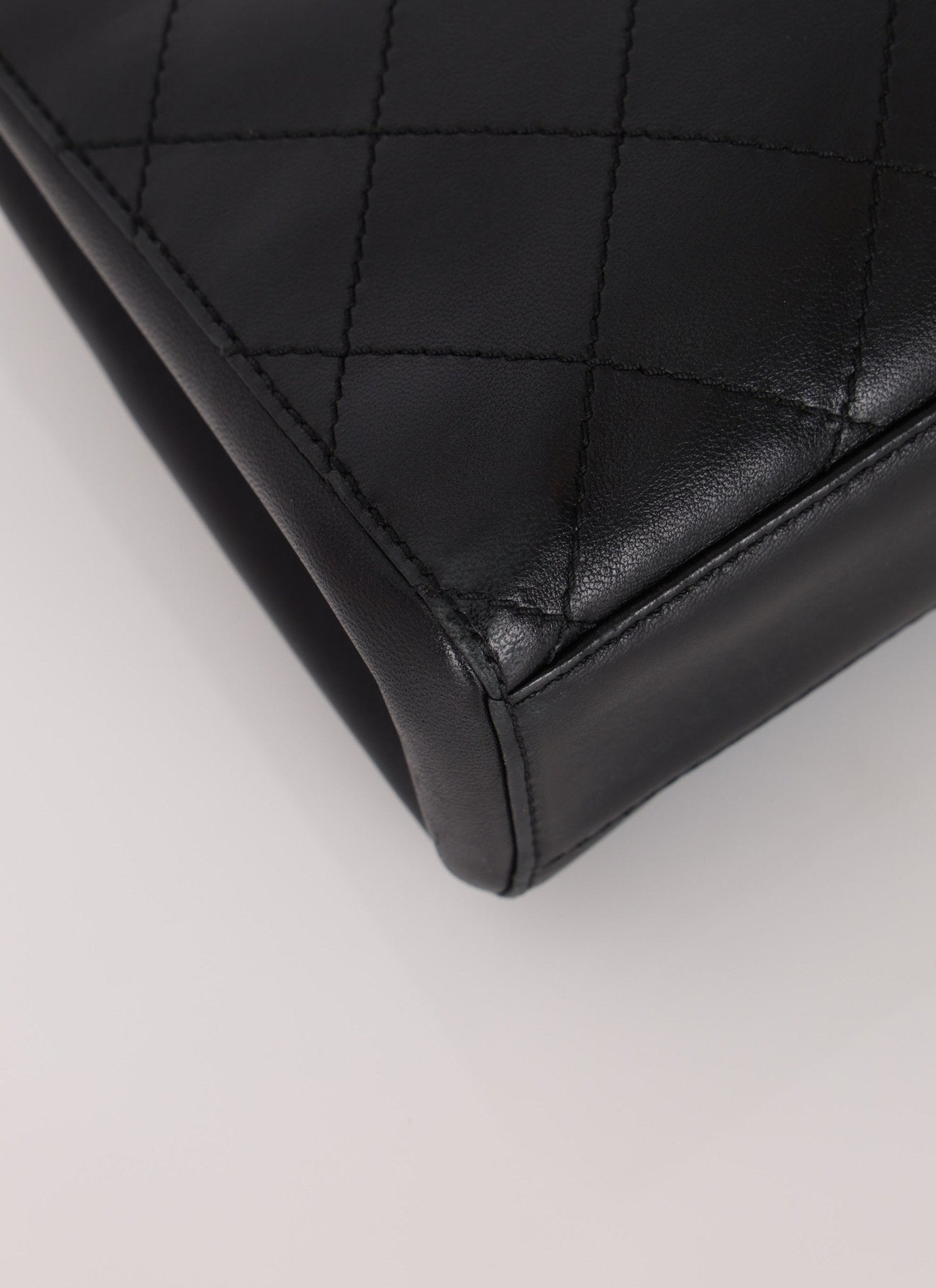 Chanel 1997 Lambskin Kelly Rounded Flap - FashioNica