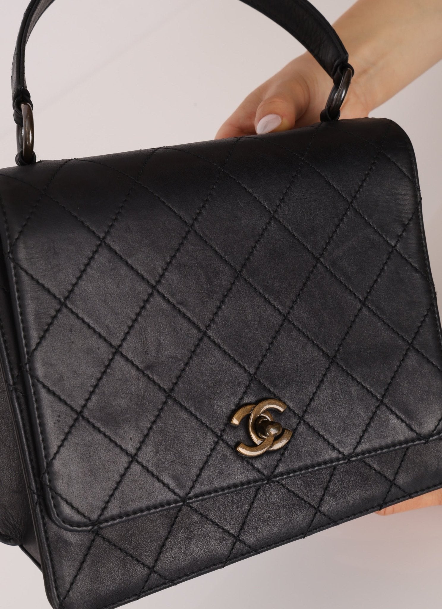 Chanel 1997 Lambskin Kelly Top Handle - FashioNica