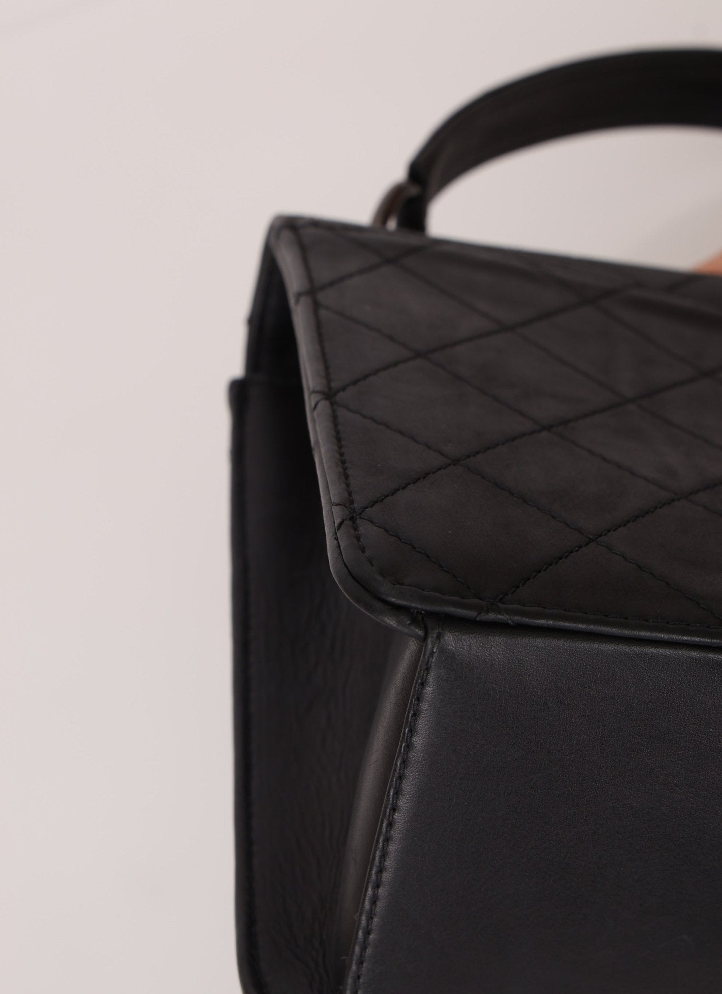 Chanel 1997 Lambskin Kelly Top Handle - FashioNica