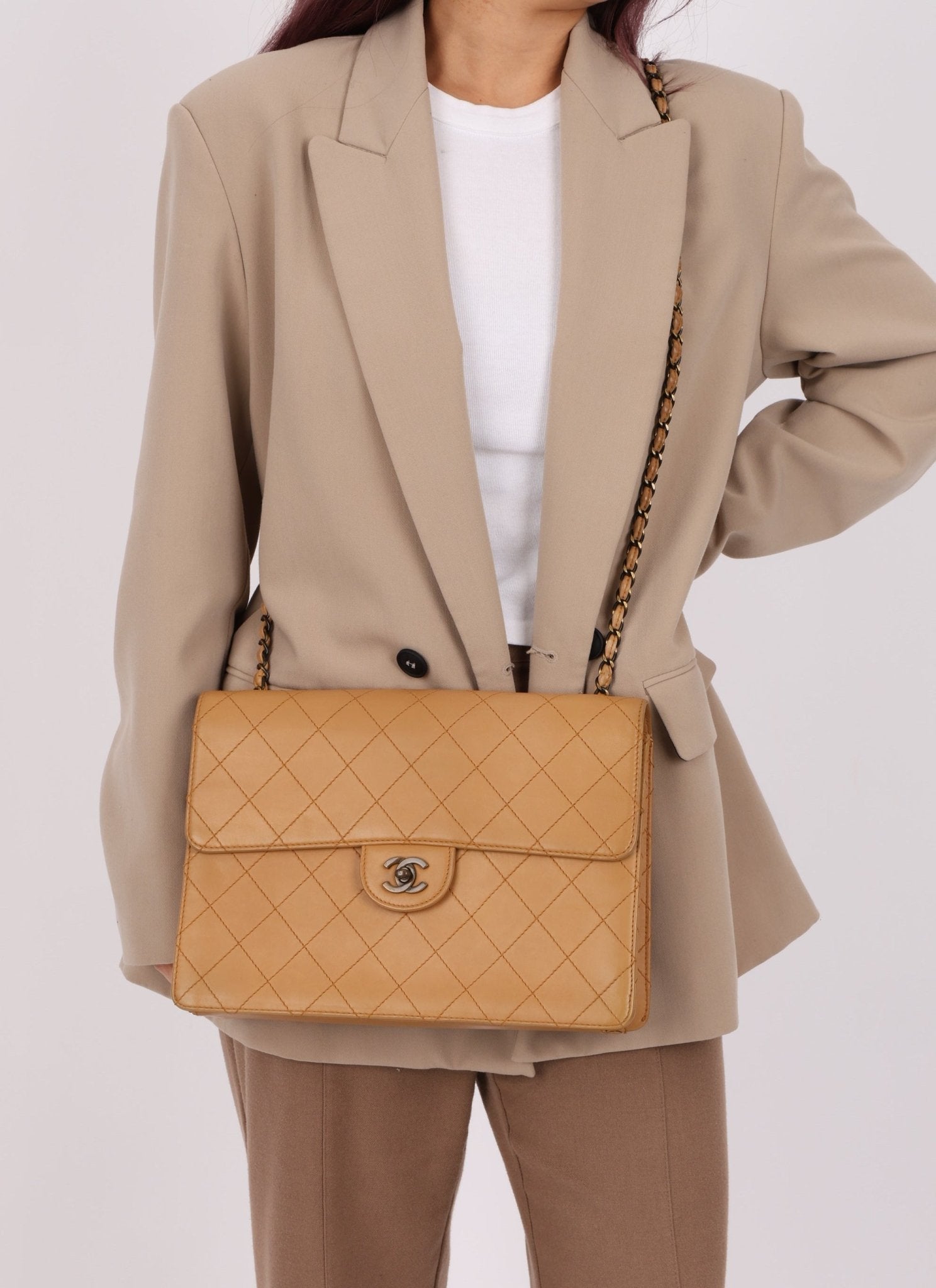 Chanel 1997 Nude Jumbo Stitch Single Flap Bag - FashioNica