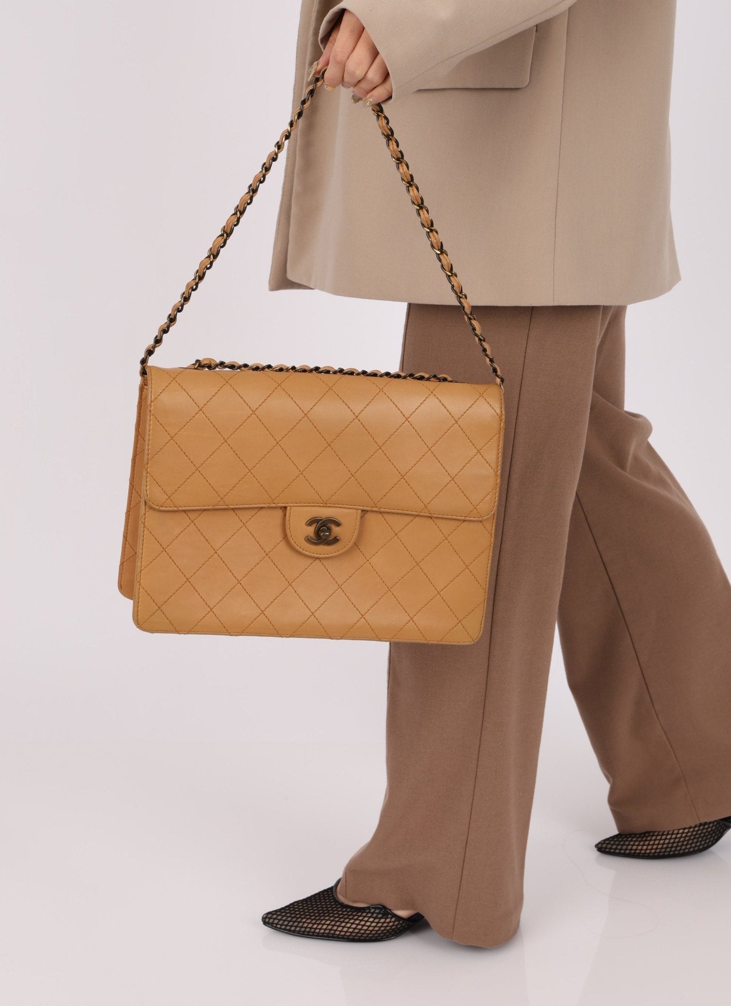 Chanel 1997 Nude Jumbo Stitch Single Flap Bag - FashioNica