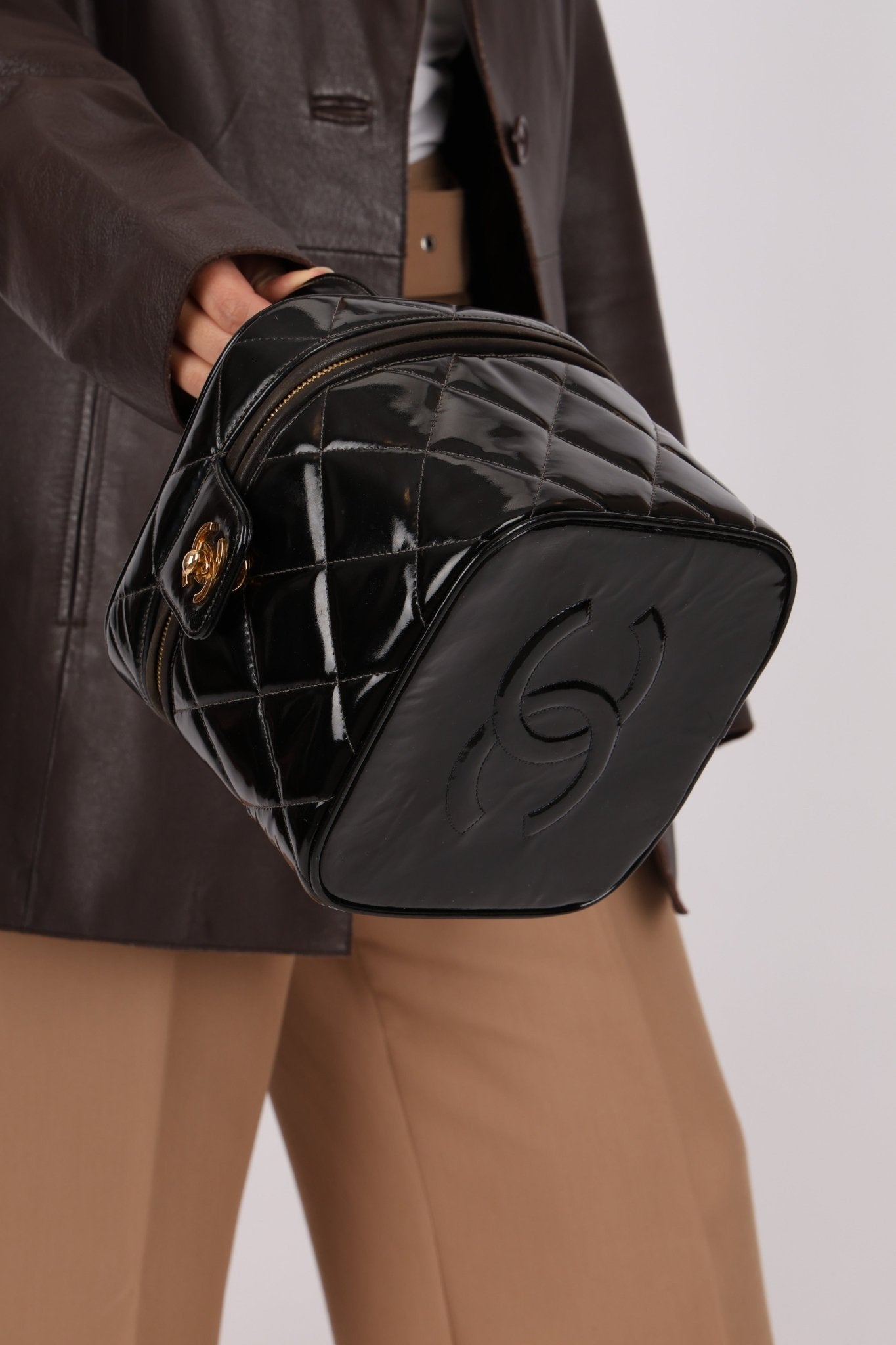 Chanel 1997 Patent Turnlock Vanity 24K GP - FashioNica