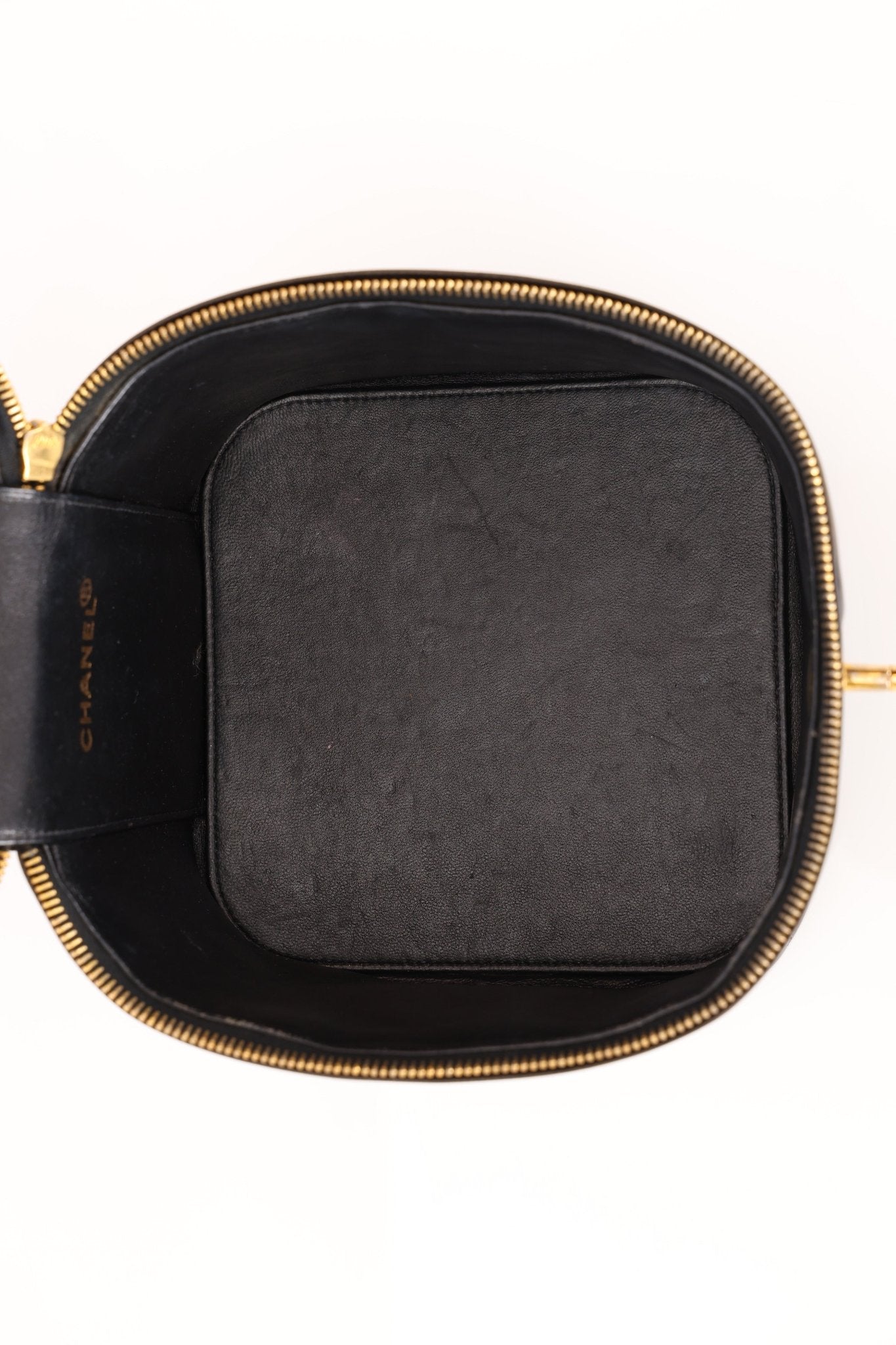 Chanel 1997 Patent Turnlock Vanity 24K GP - FashioNica