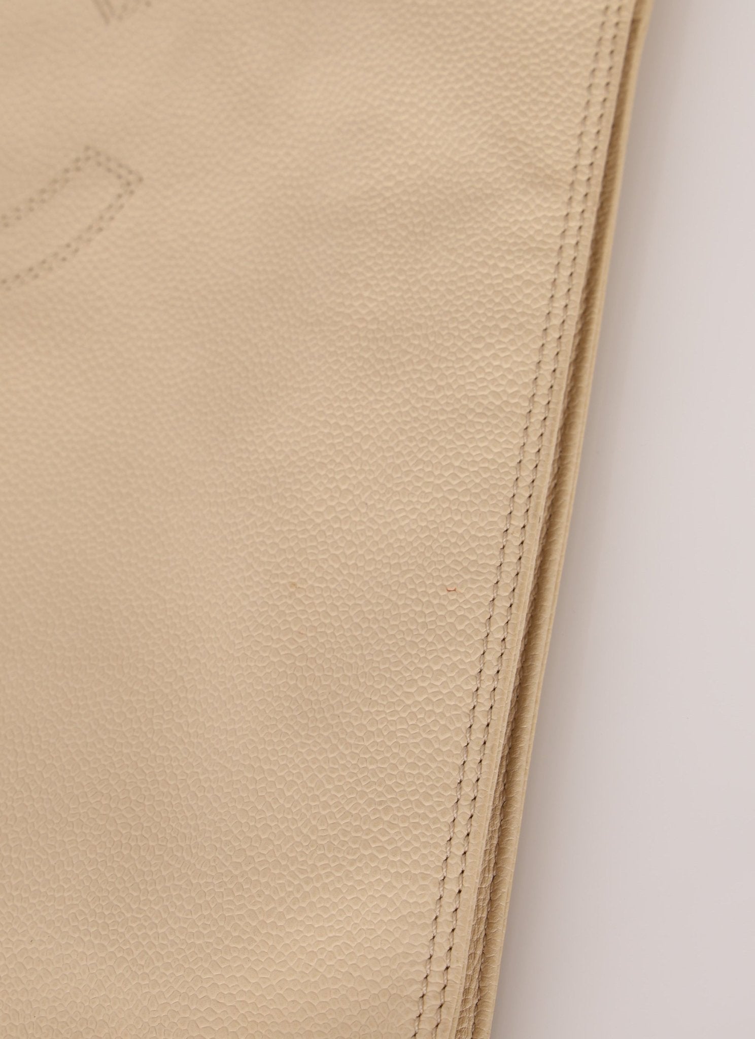 Chanel 1997 Vanilla Caviar Acrylic Wood Tote - FashioNica