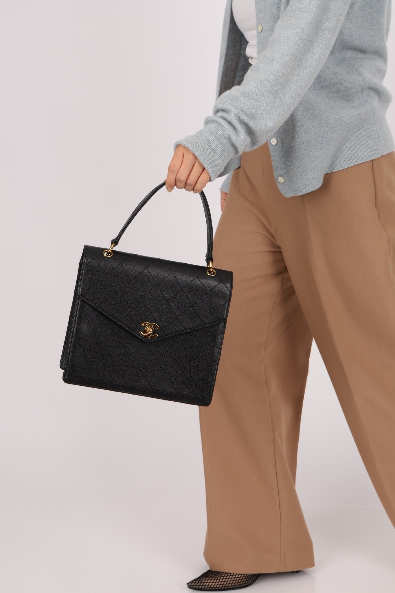 Chanel 1998 Caviar Turnlock Kelly Envelope Top Handle 24K GP - FashioNica