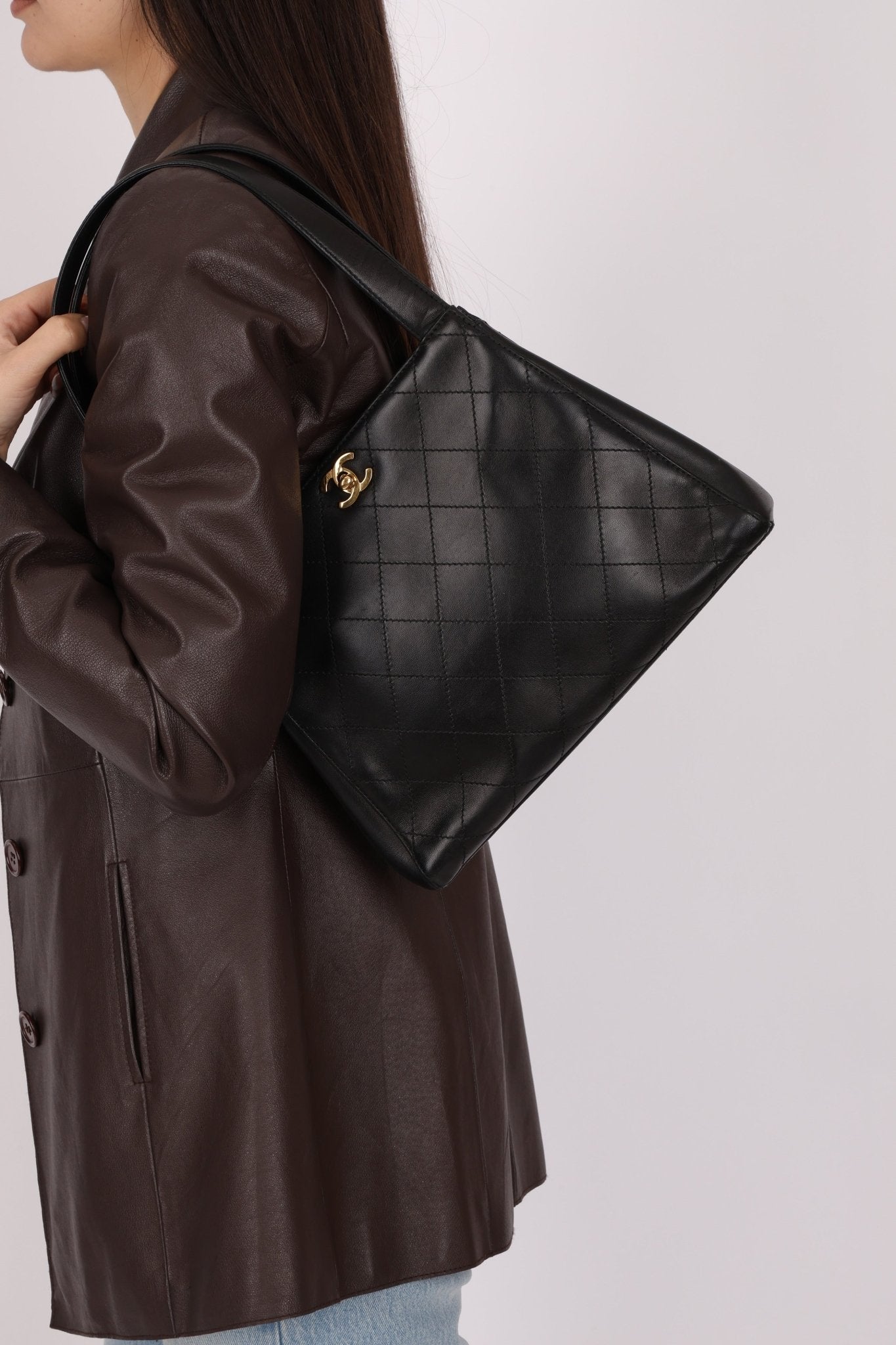 Chanel 1998 Turnlock Kelly Shoulder Bag 24K GP - FashioNica